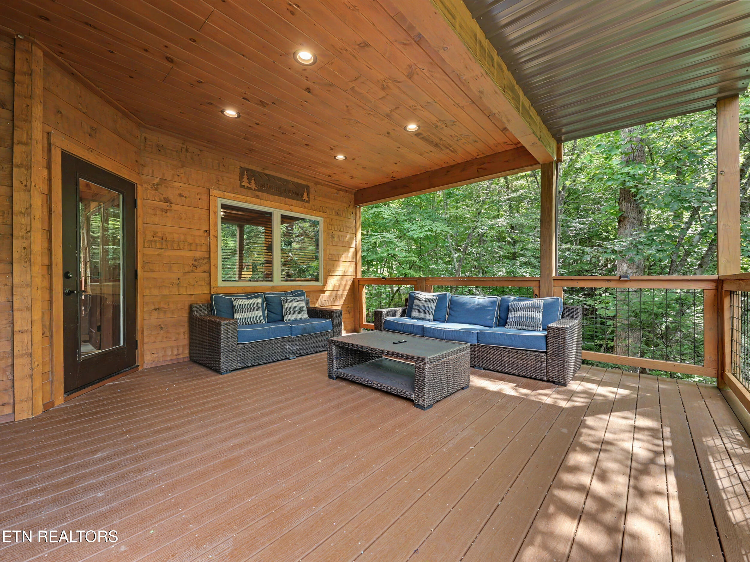 5230 Riversong Way Sevierville TN 37876