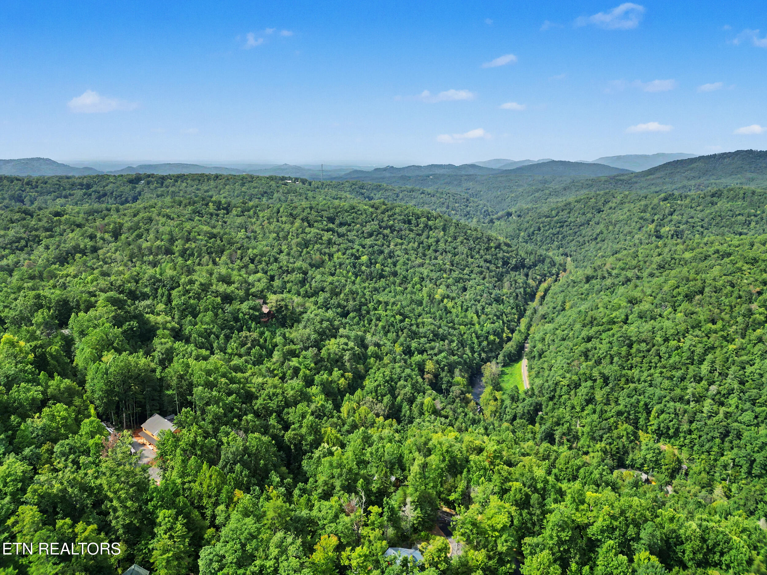 5230 Riversong Way Sevierville TN 37876