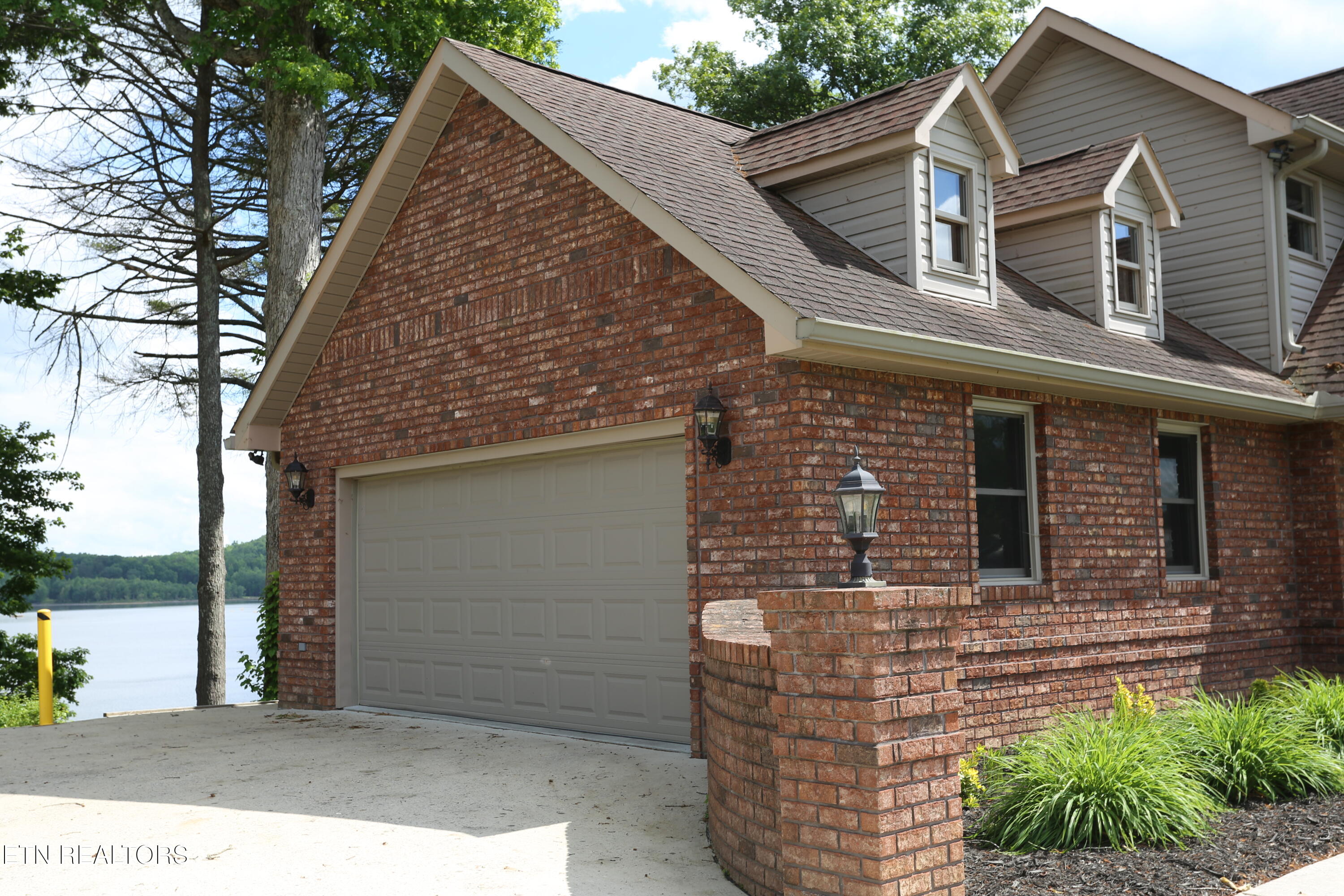 115 Dabbs Drive Spring City TN 37381