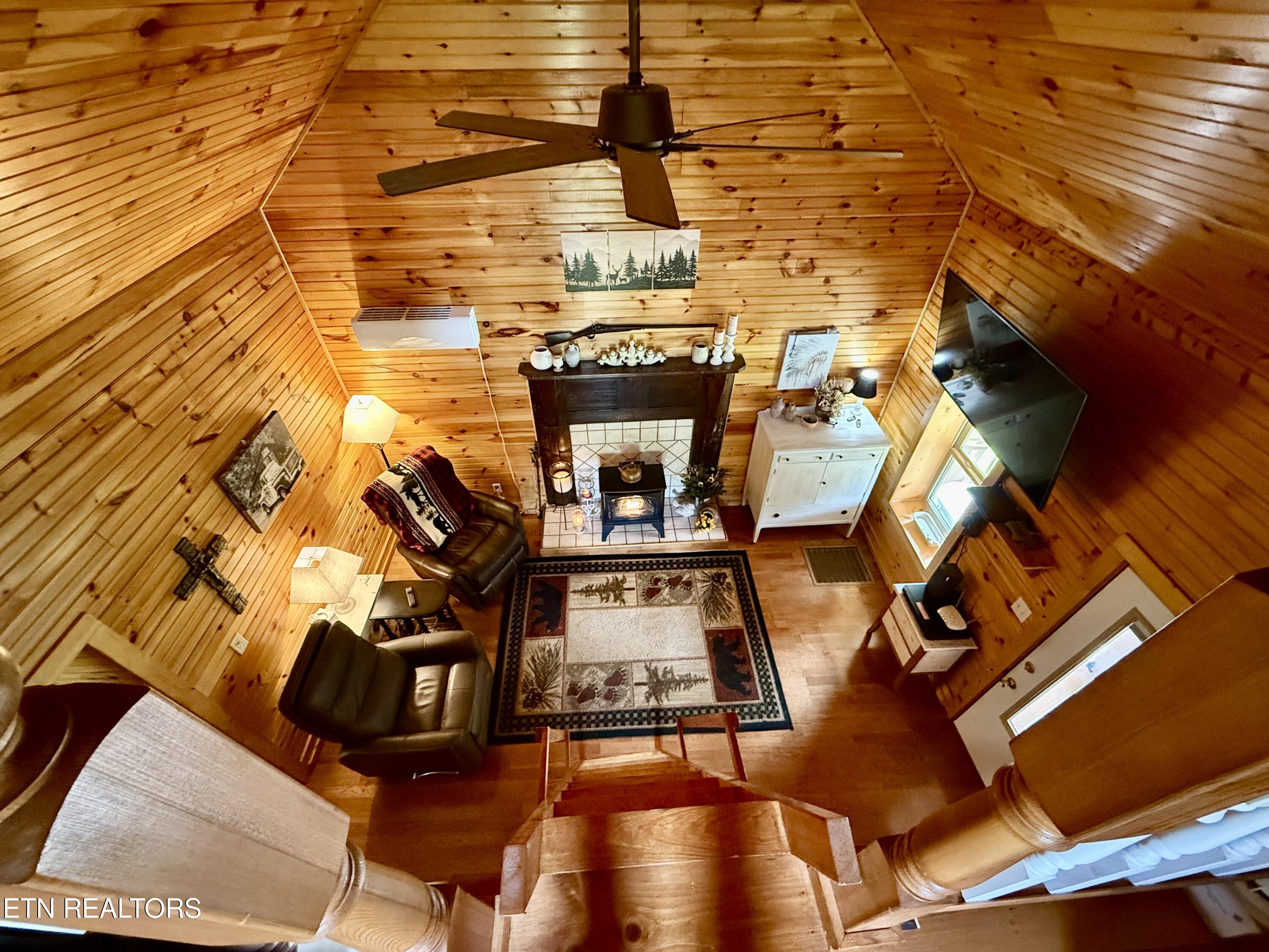 2231 State Highway 33 Tazewell TN 37879
