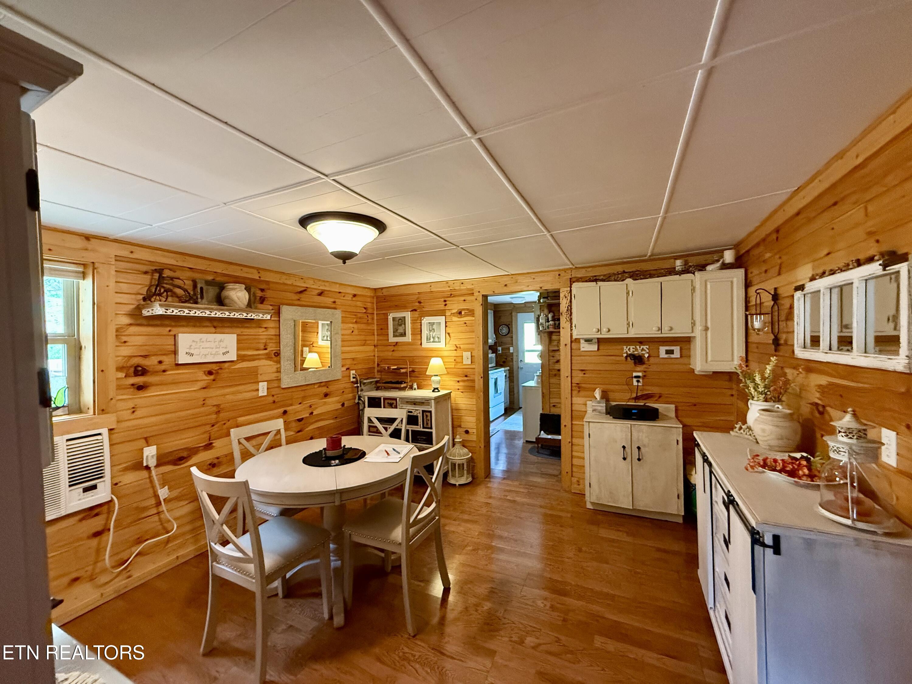 2231 State Highway 33 Tazewell TN 37879