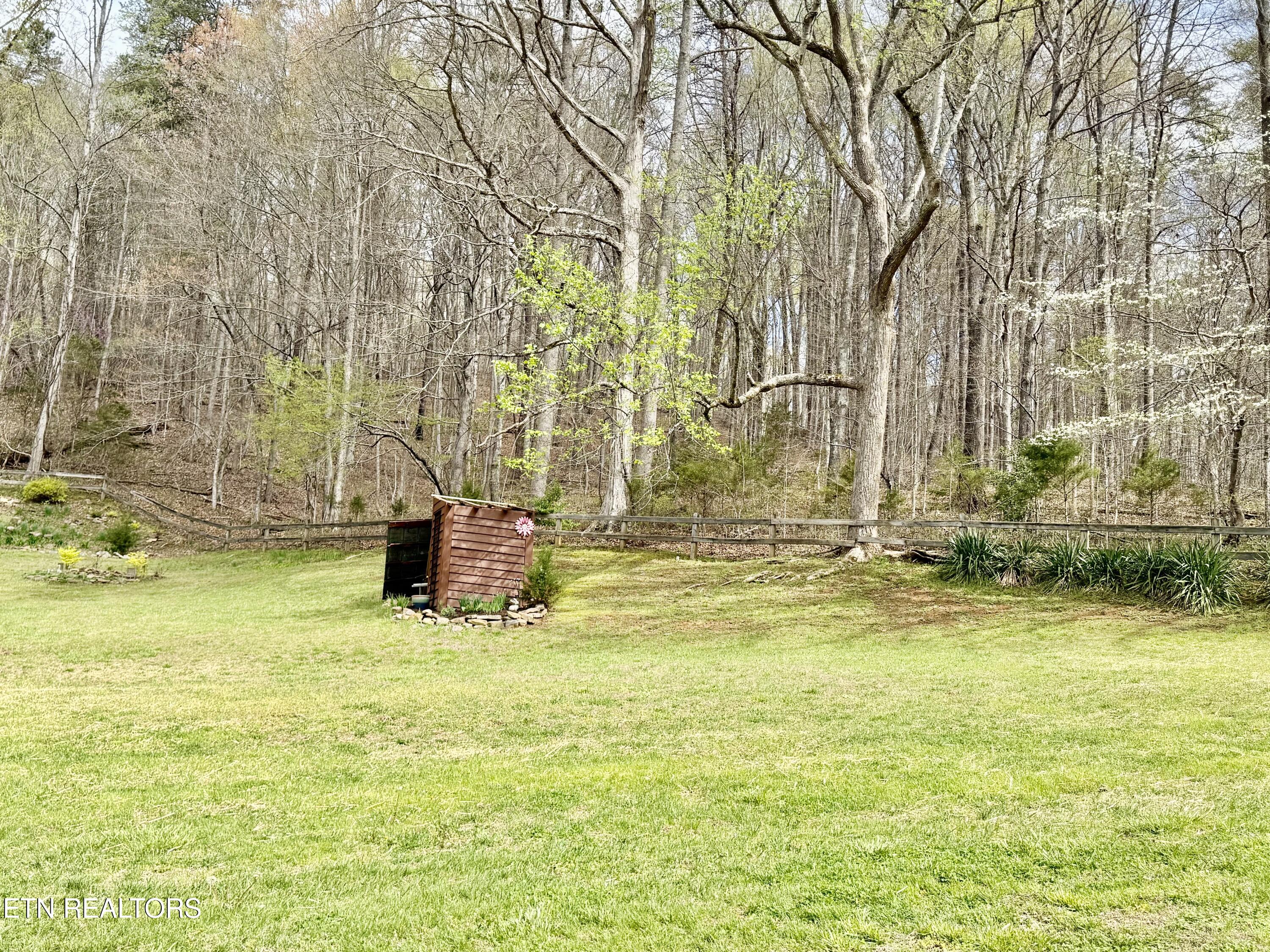 2231 State Highway 33 Tazewell TN 37879