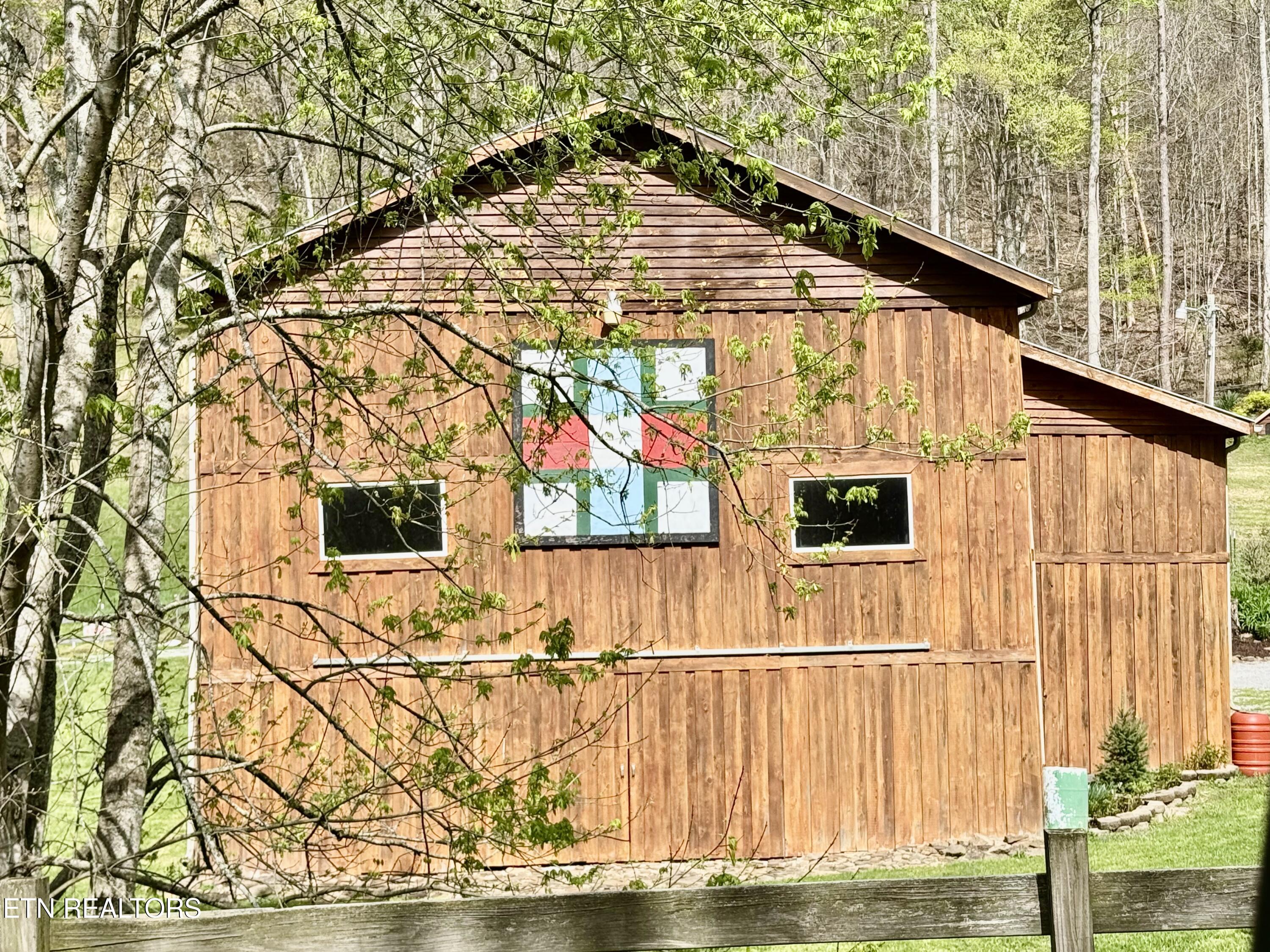 2231 State Highway 33 Tazewell TN 37879