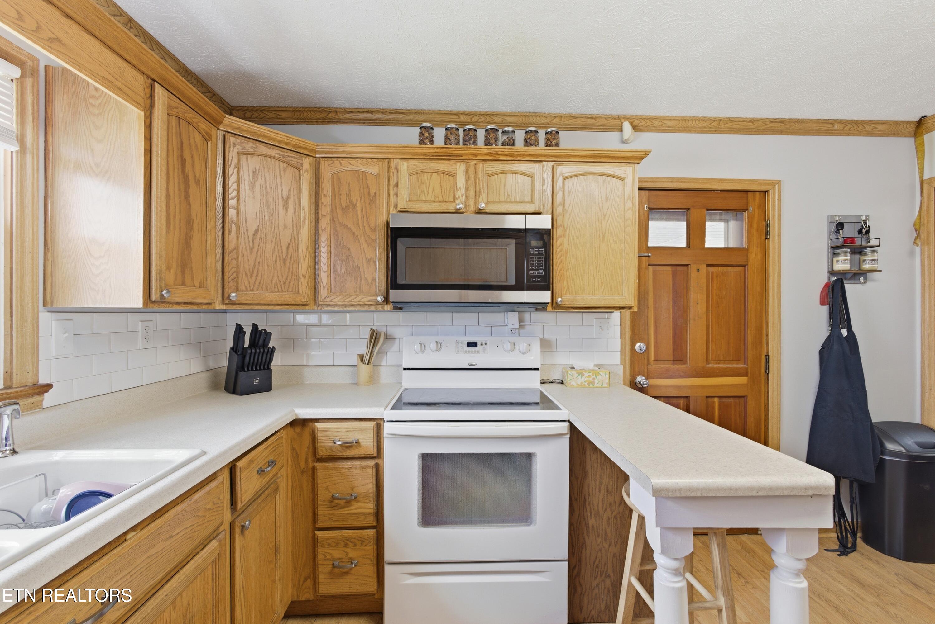 110 Hillcrest Drive Harriman TN 37748
