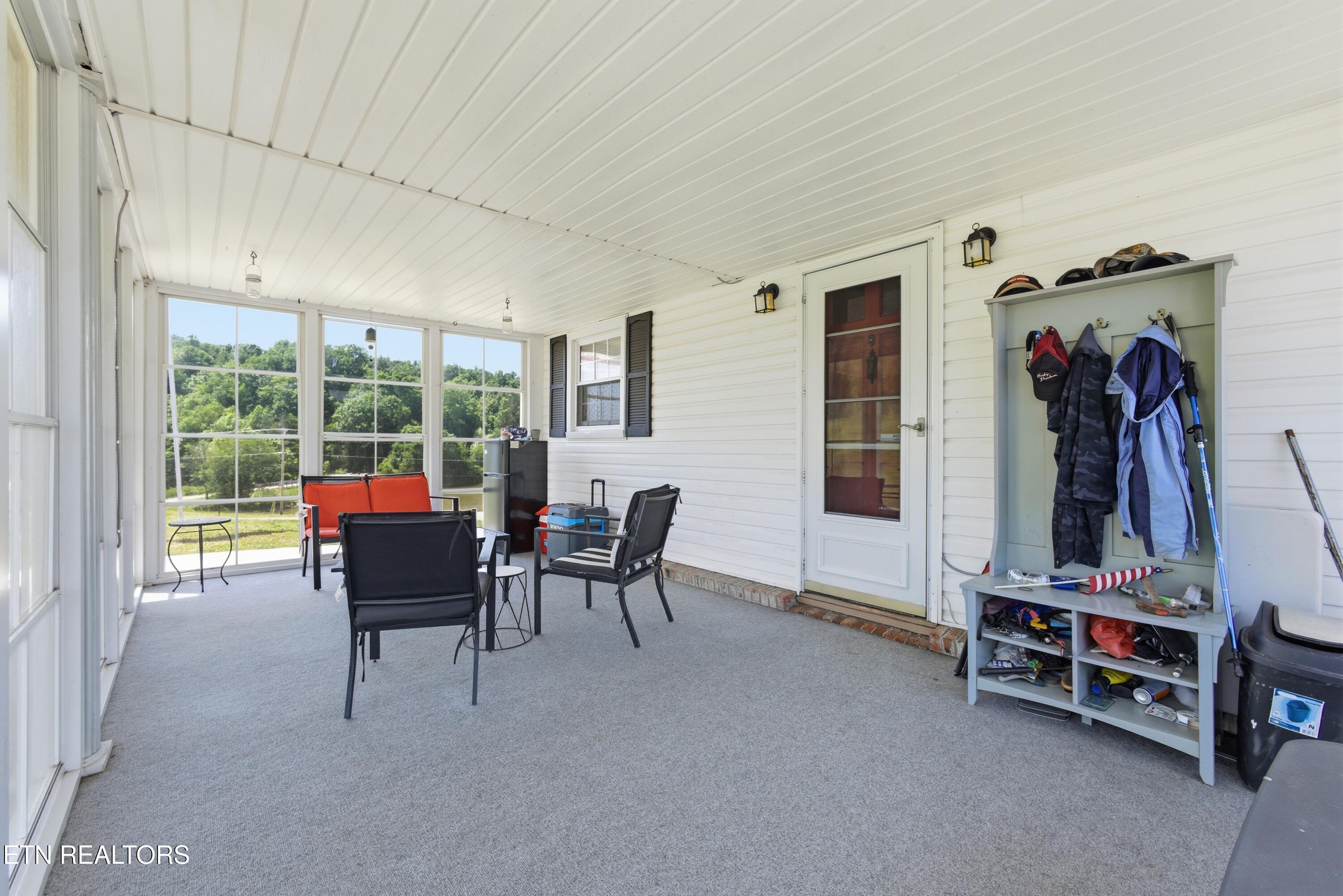 110 Hillcrest Drive Harriman TN 37748