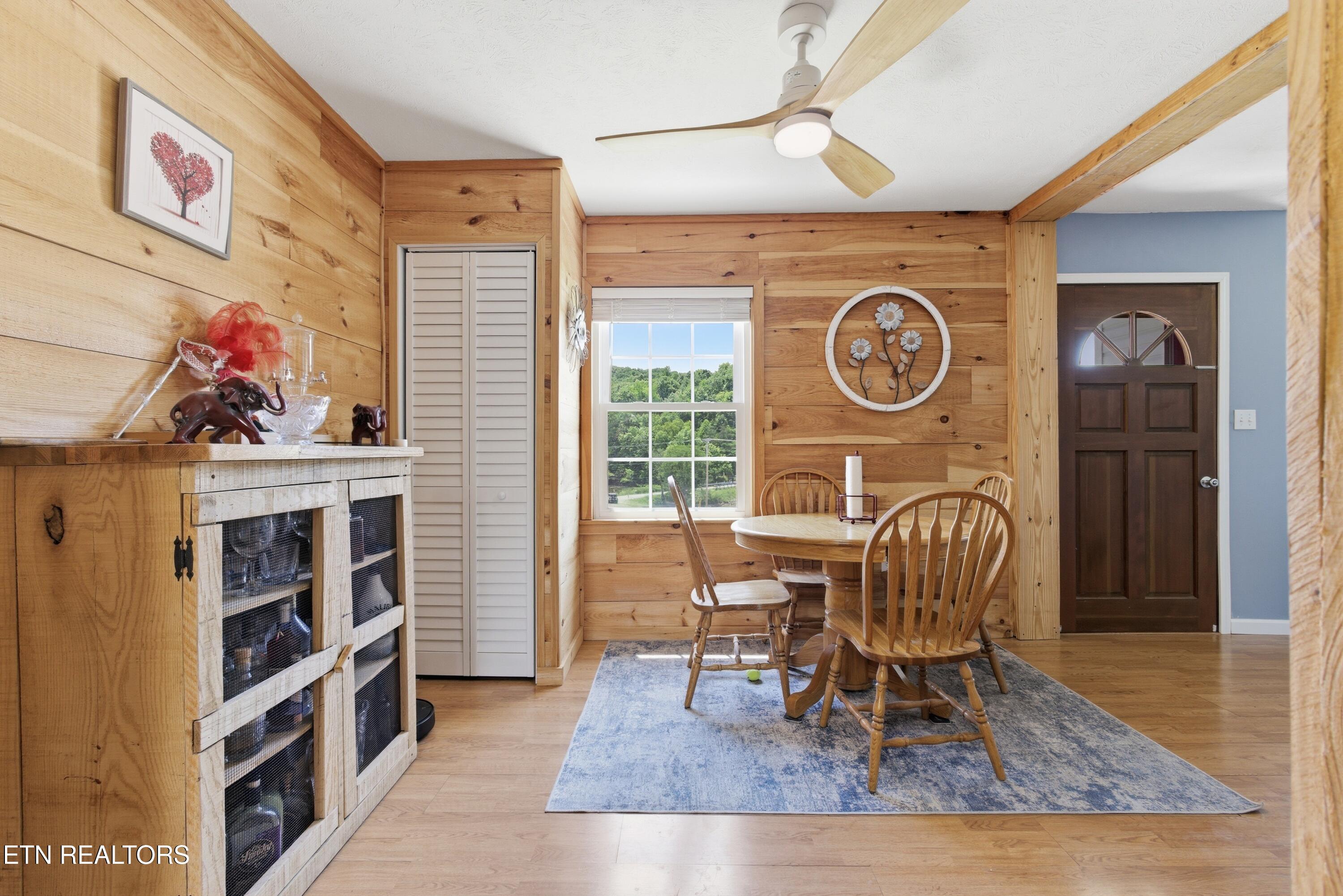 110 Hillcrest Drive Harriman TN 37748