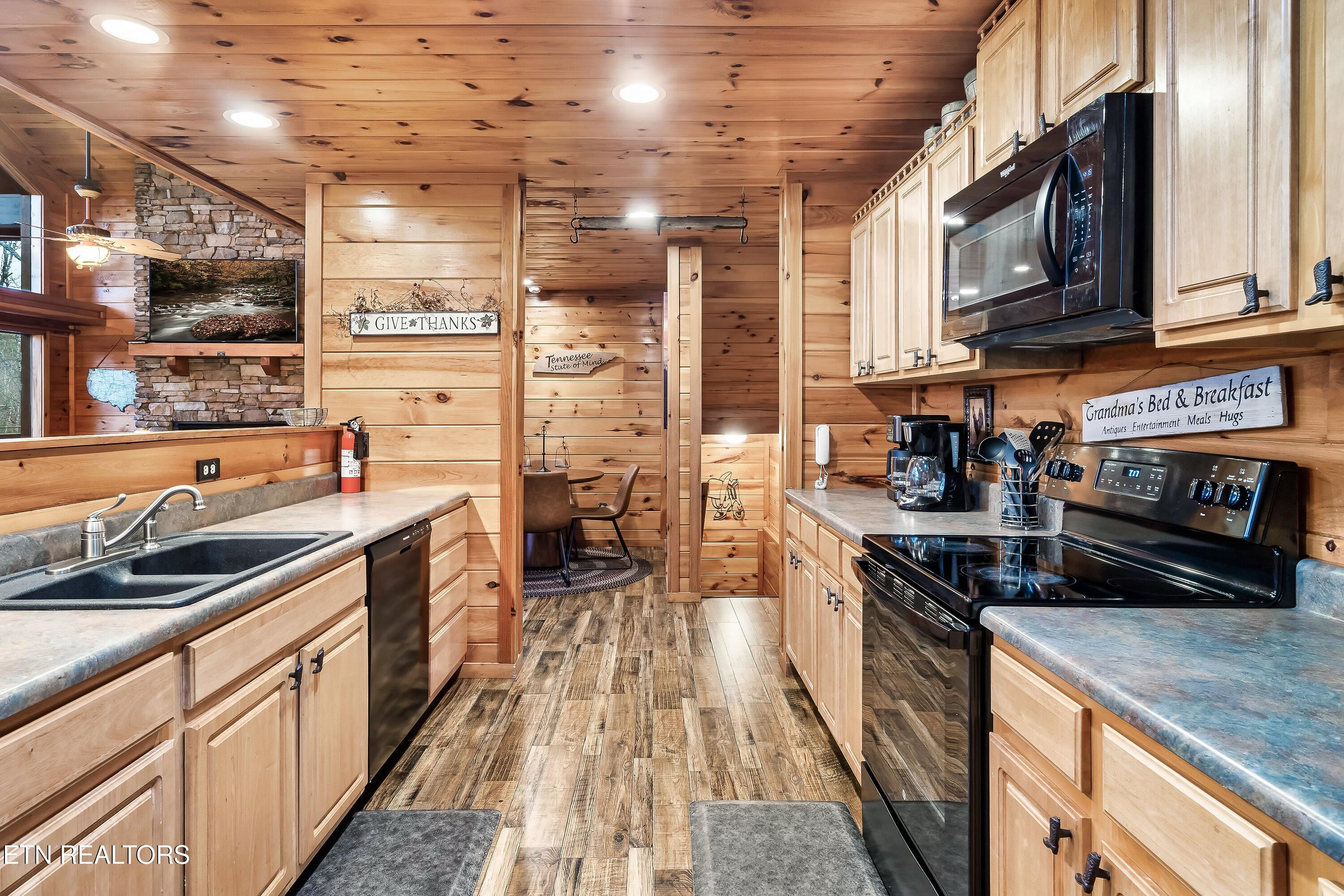 1501 Turkey Valley Lane Sevierville TN 37862