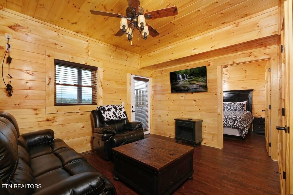1571 Rainbow Ridge Way Sevierville TN 37862
