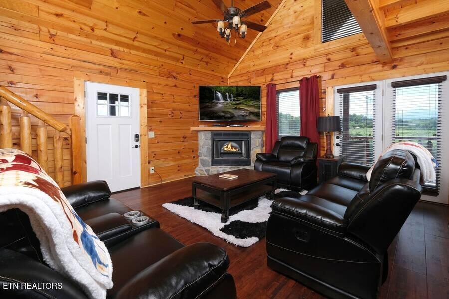 1571 Rainbow Ridge Way Sevierville TN 37862