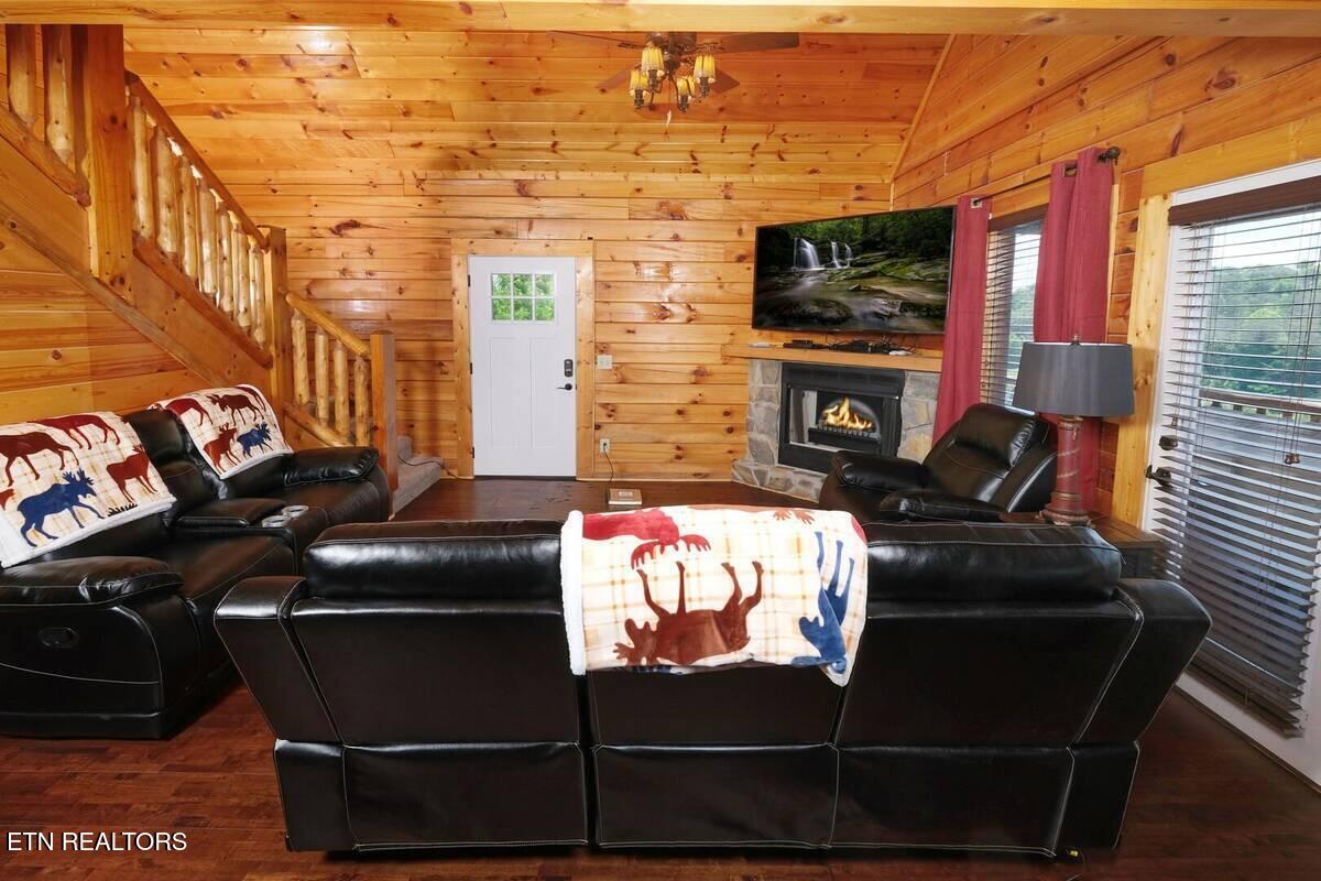 1571 Rainbow Ridge Way Sevierville TN 37862