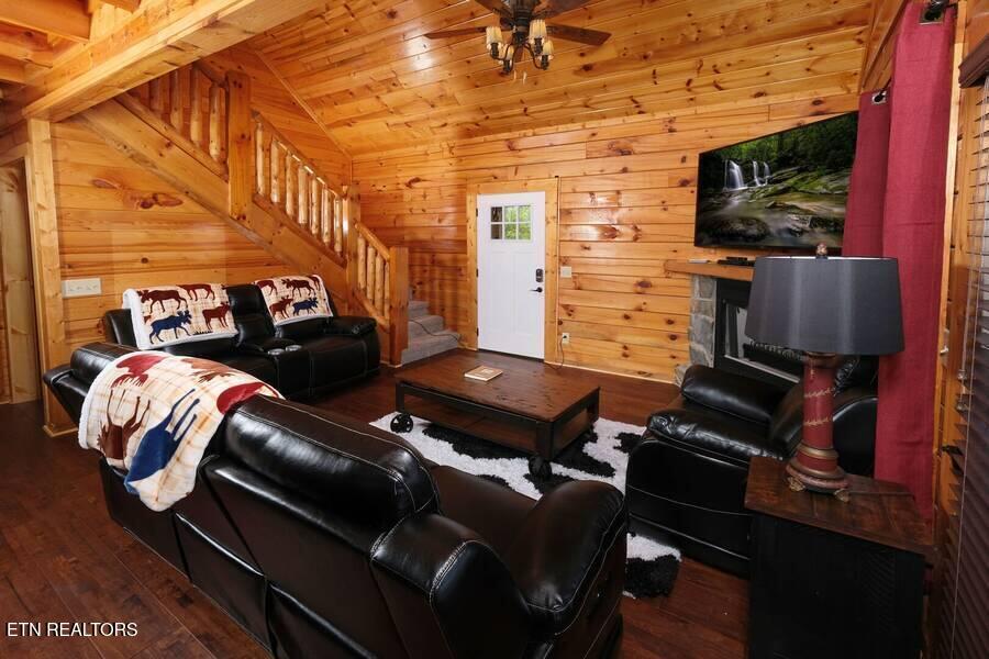 1571 Rainbow Ridge Way Sevierville TN 37862