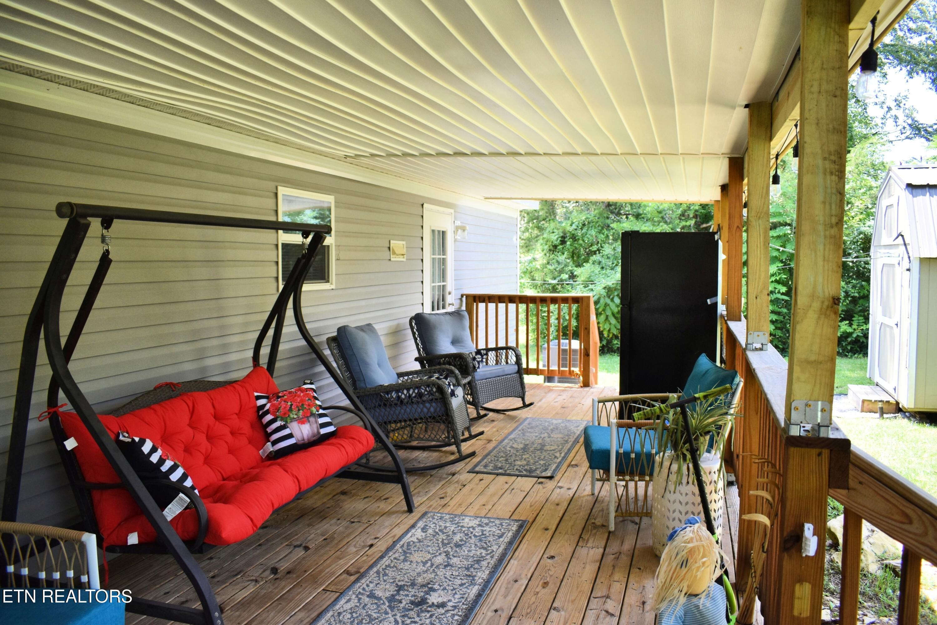 9321 E Emory Road Corryton TN 37721