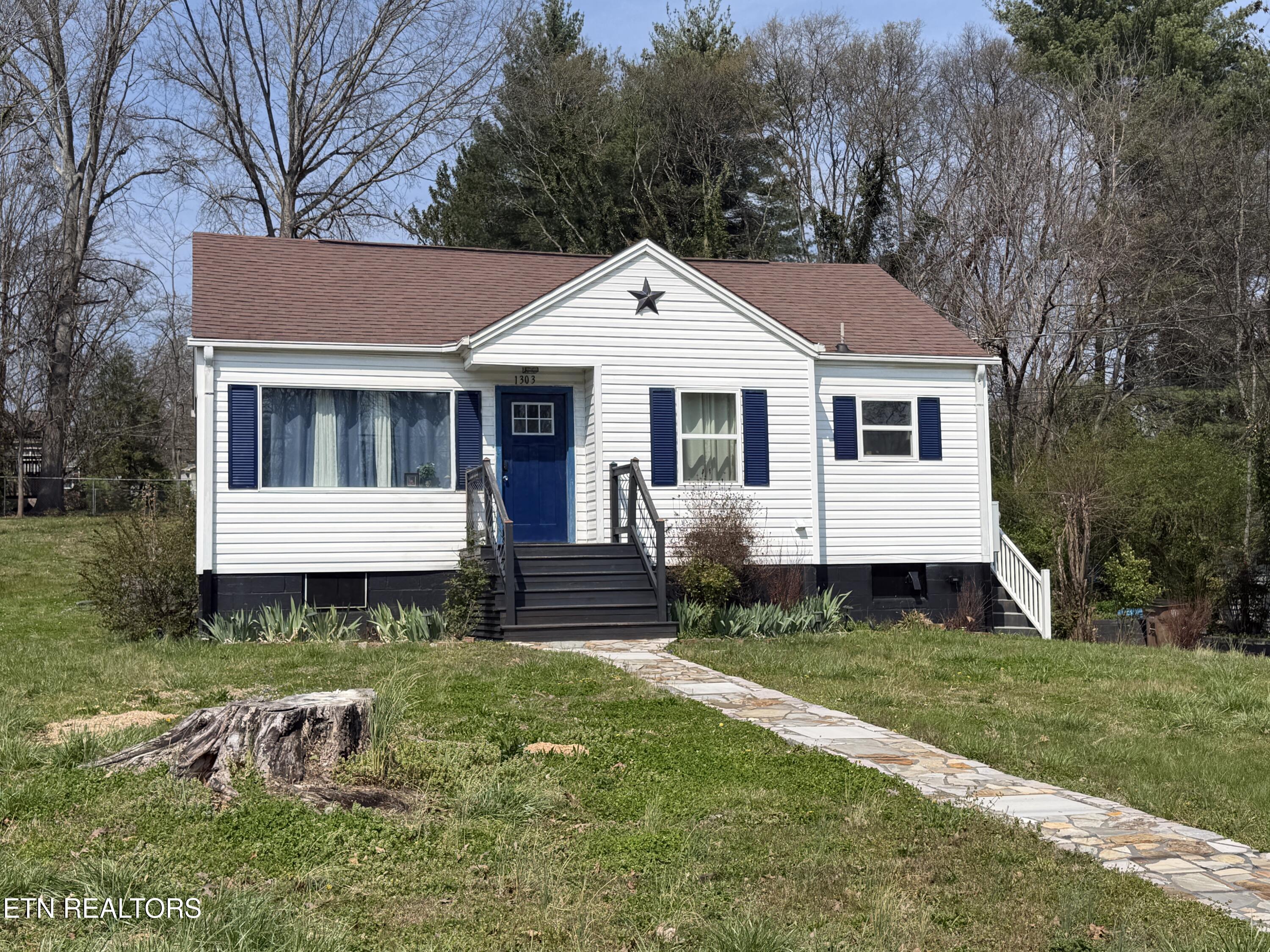 1303 NE Charles Drive Knoxville TN 37918