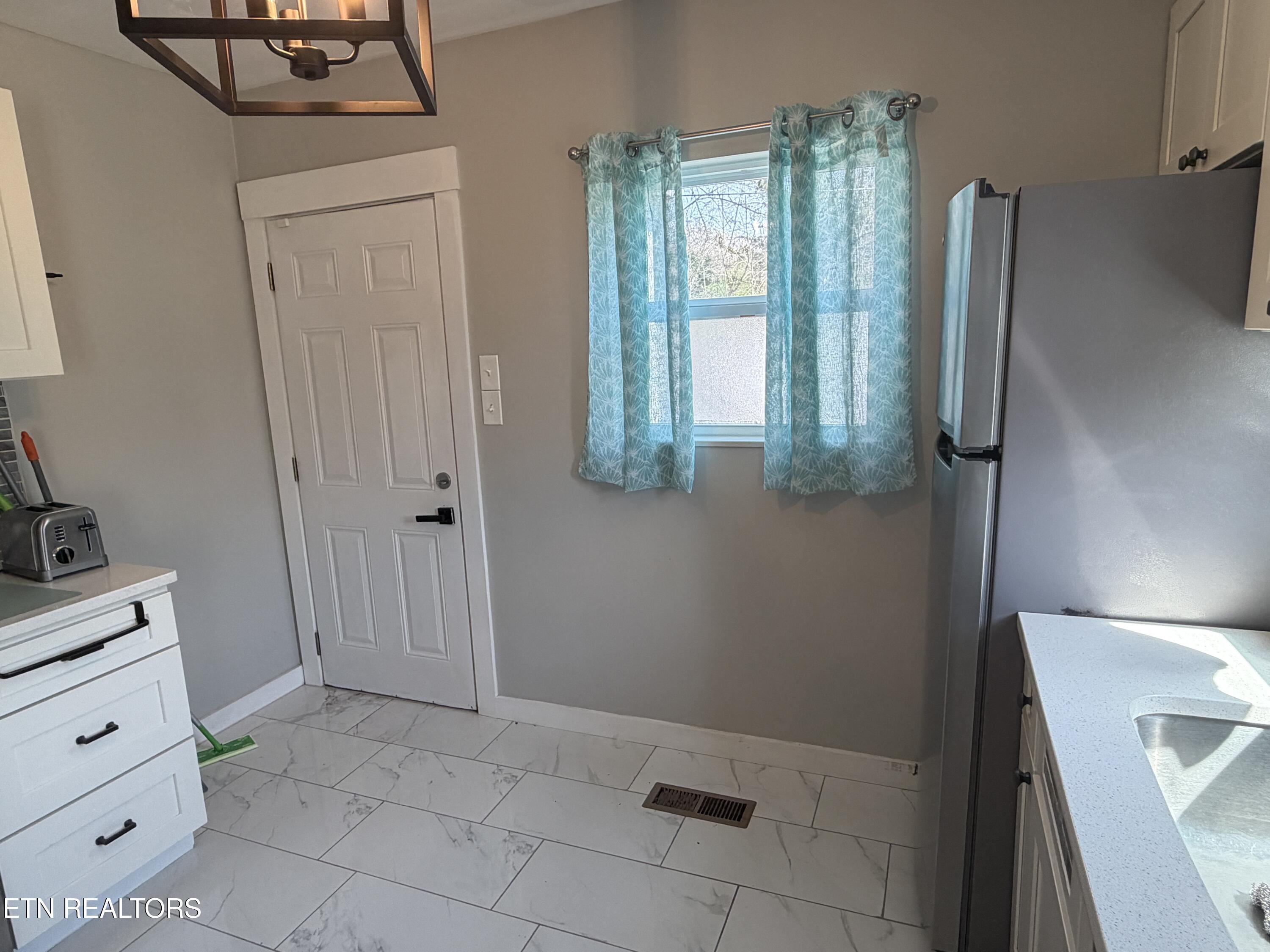 1303 NE Charles Drive Knoxville TN 37918