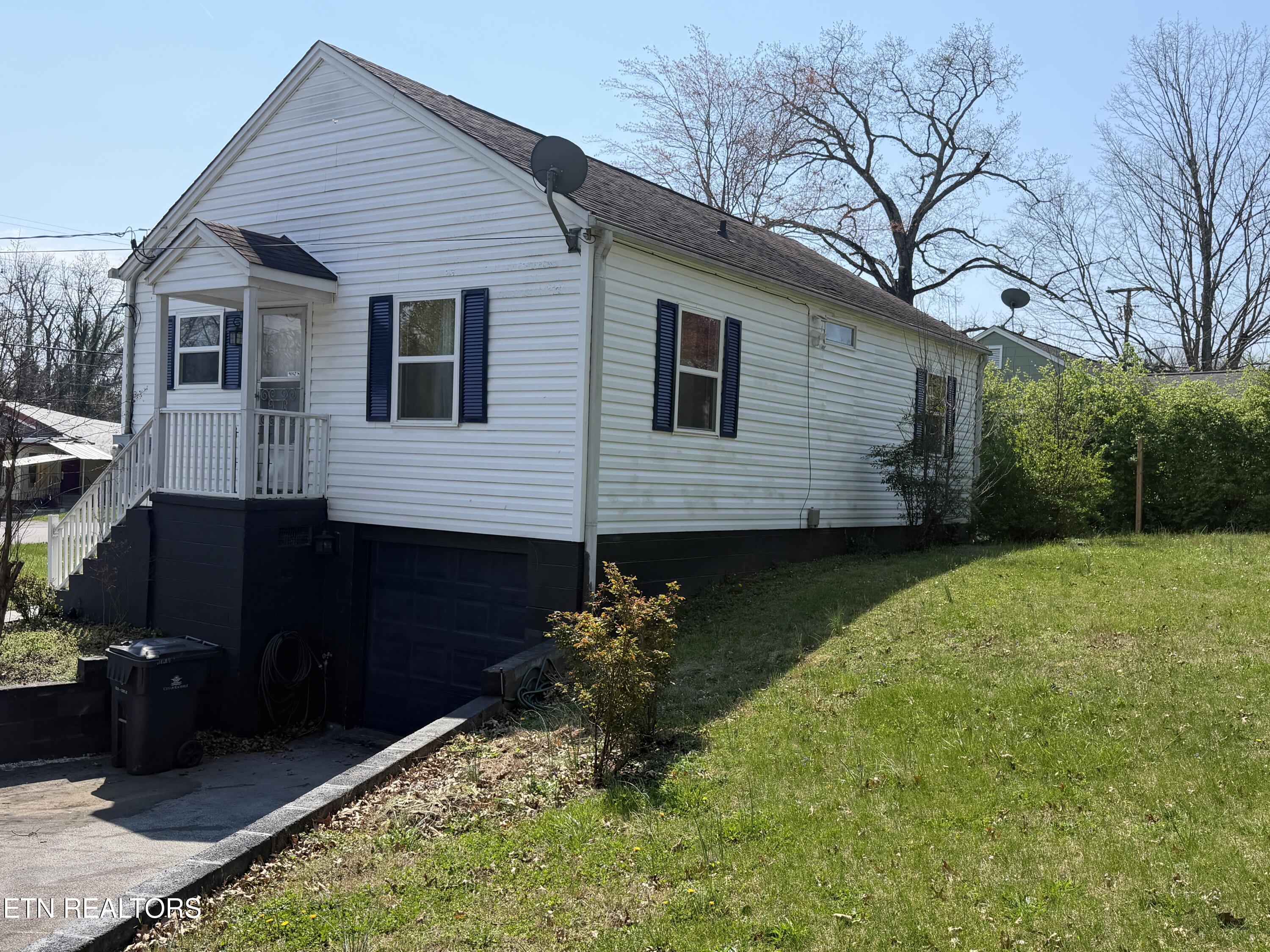1303 NE Charles Drive Knoxville TN 37918