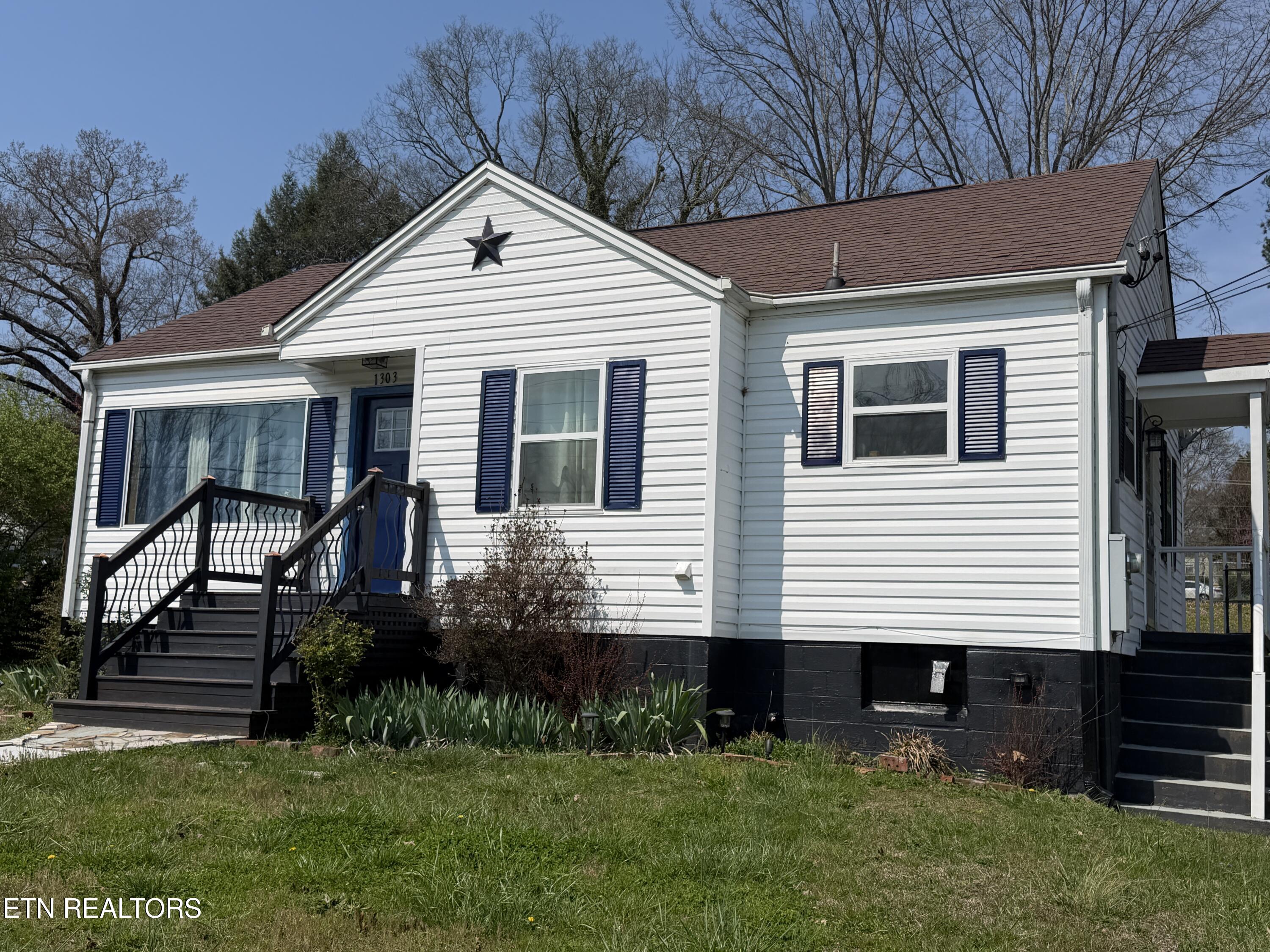 1303 NE Charles Drive Knoxville TN 37918