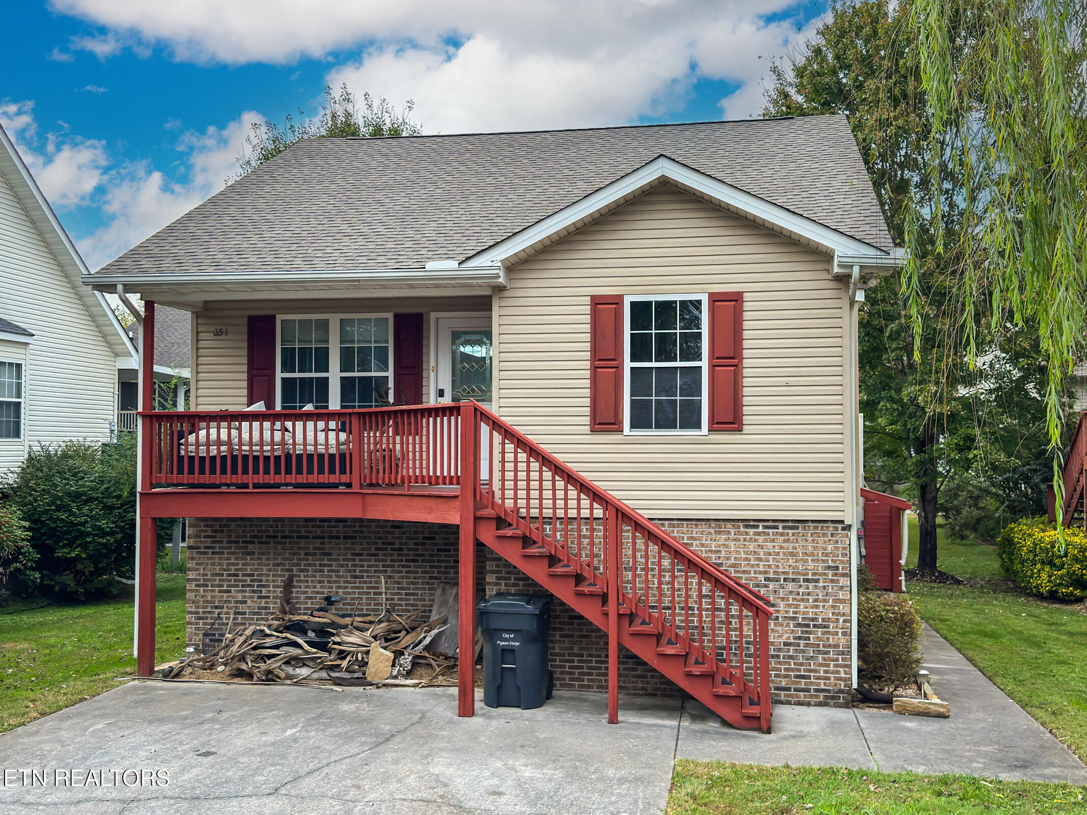 851 Plantation Drive Pigeon Forge TN 37863