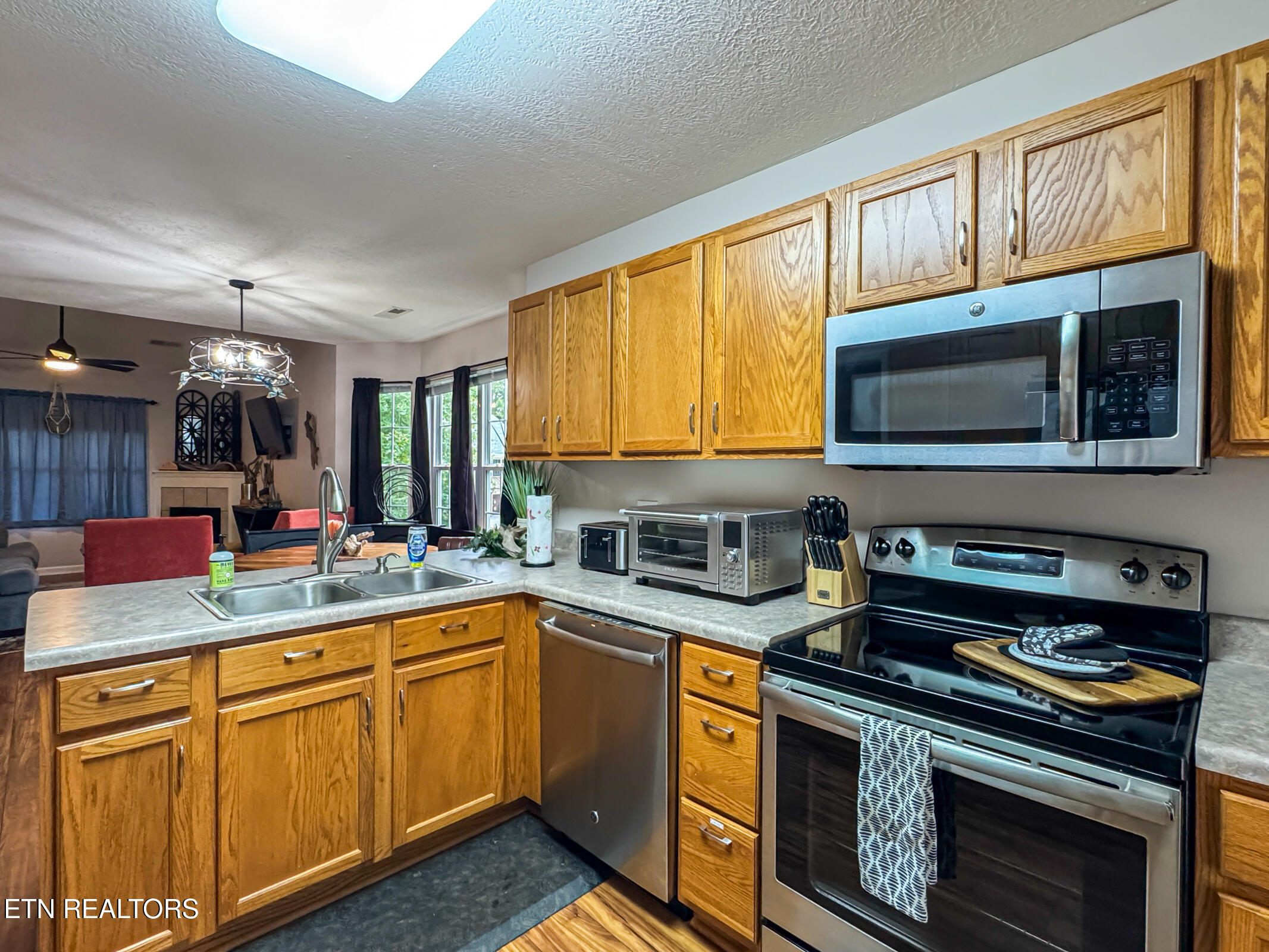 851 Plantation Drive Pigeon Forge TN 37863