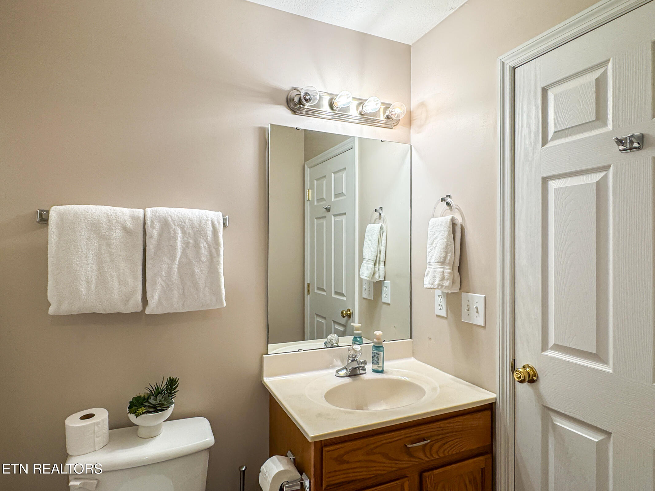 851 Plantation Drive Pigeon Forge TN 37863