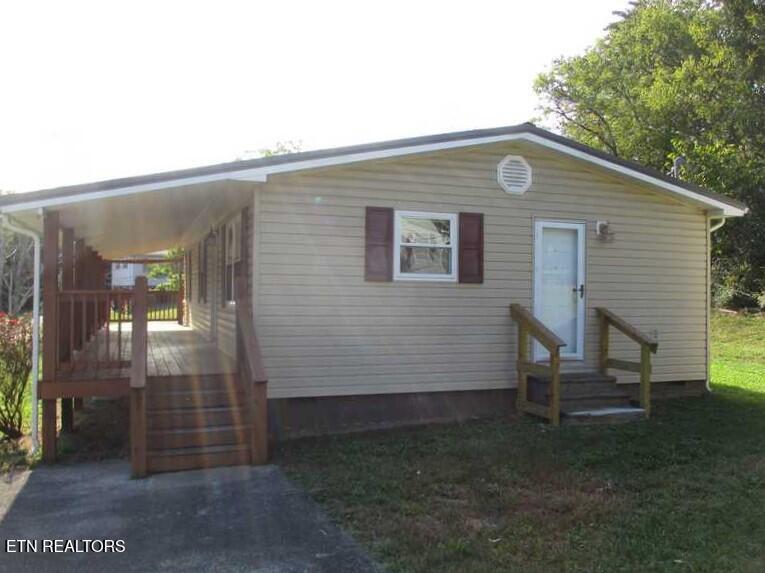 916 Monroe Circle Madisonville TN 37354