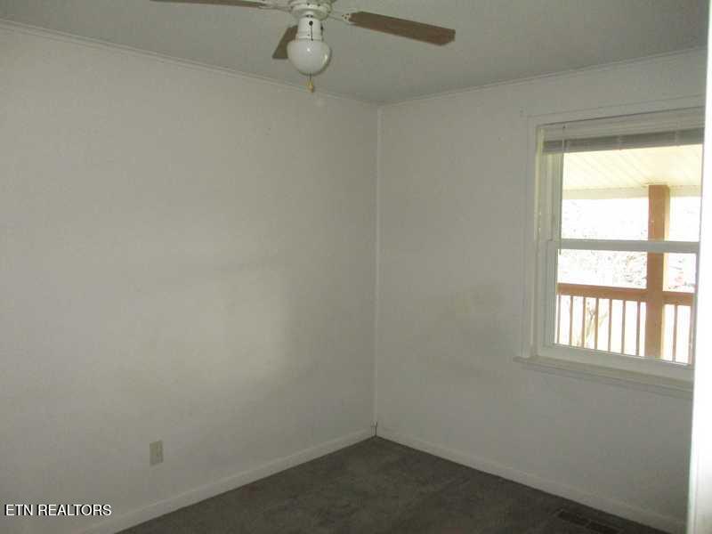 916 Monroe Circle Madisonville TN 37354