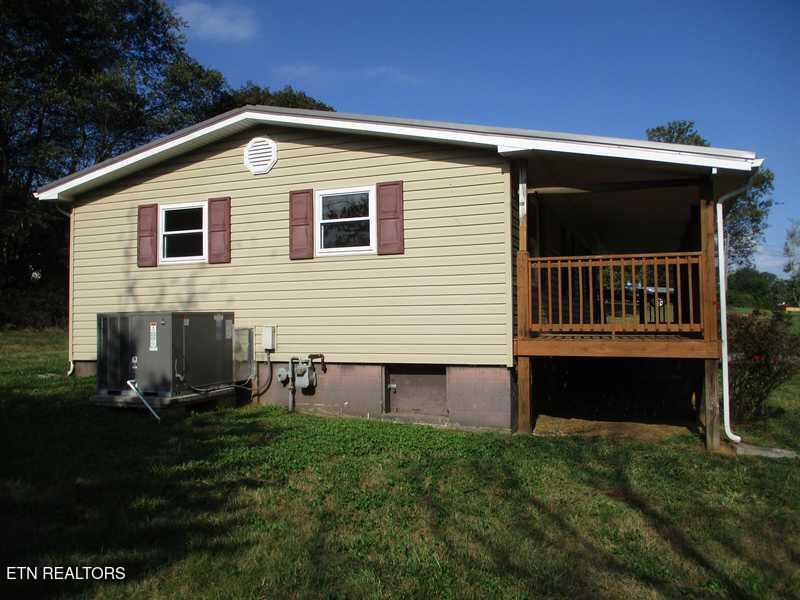 916 Monroe Circle Madisonville TN 37354