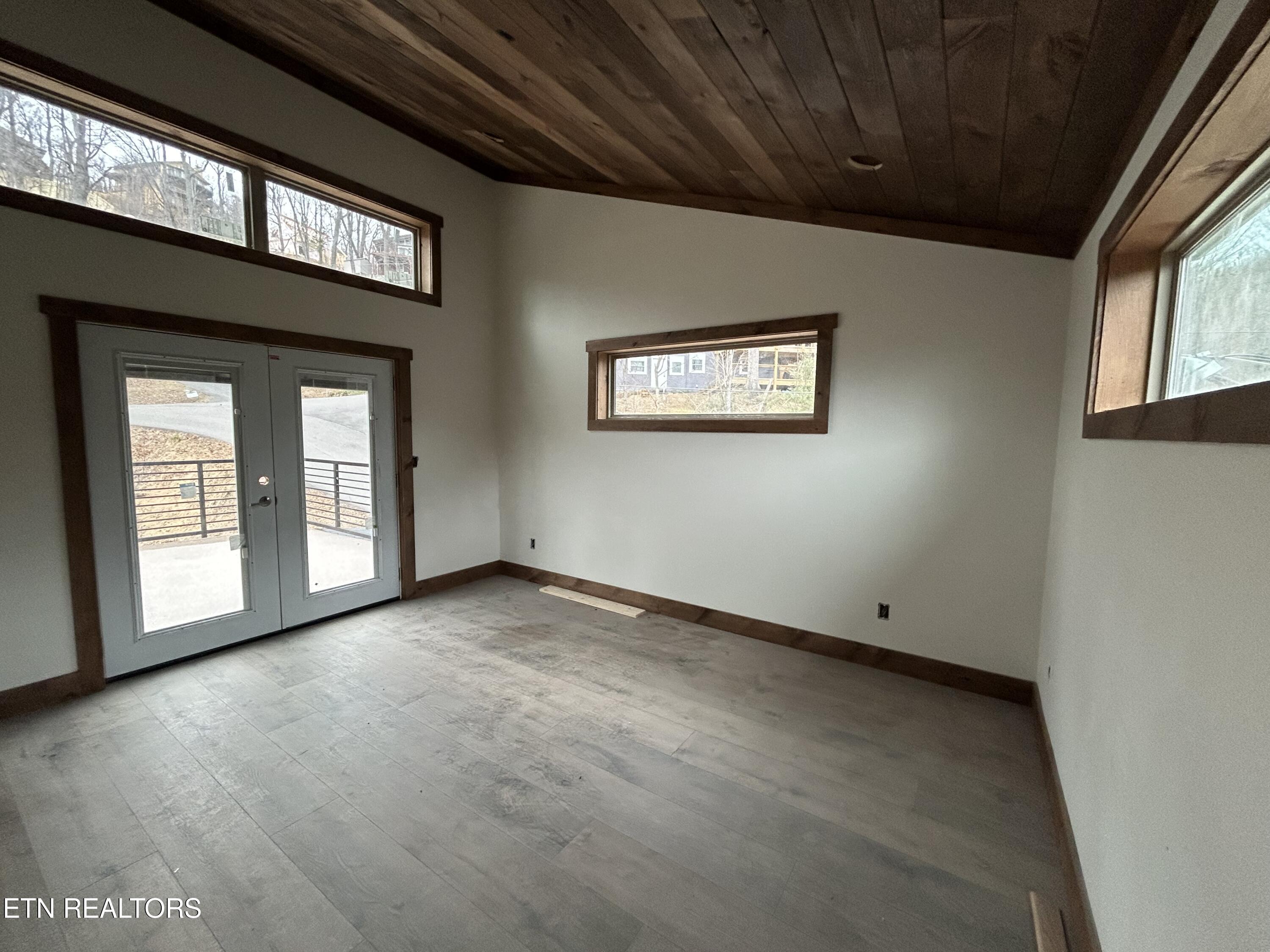 515 Woodland Drive Gatlinburg TN 37738