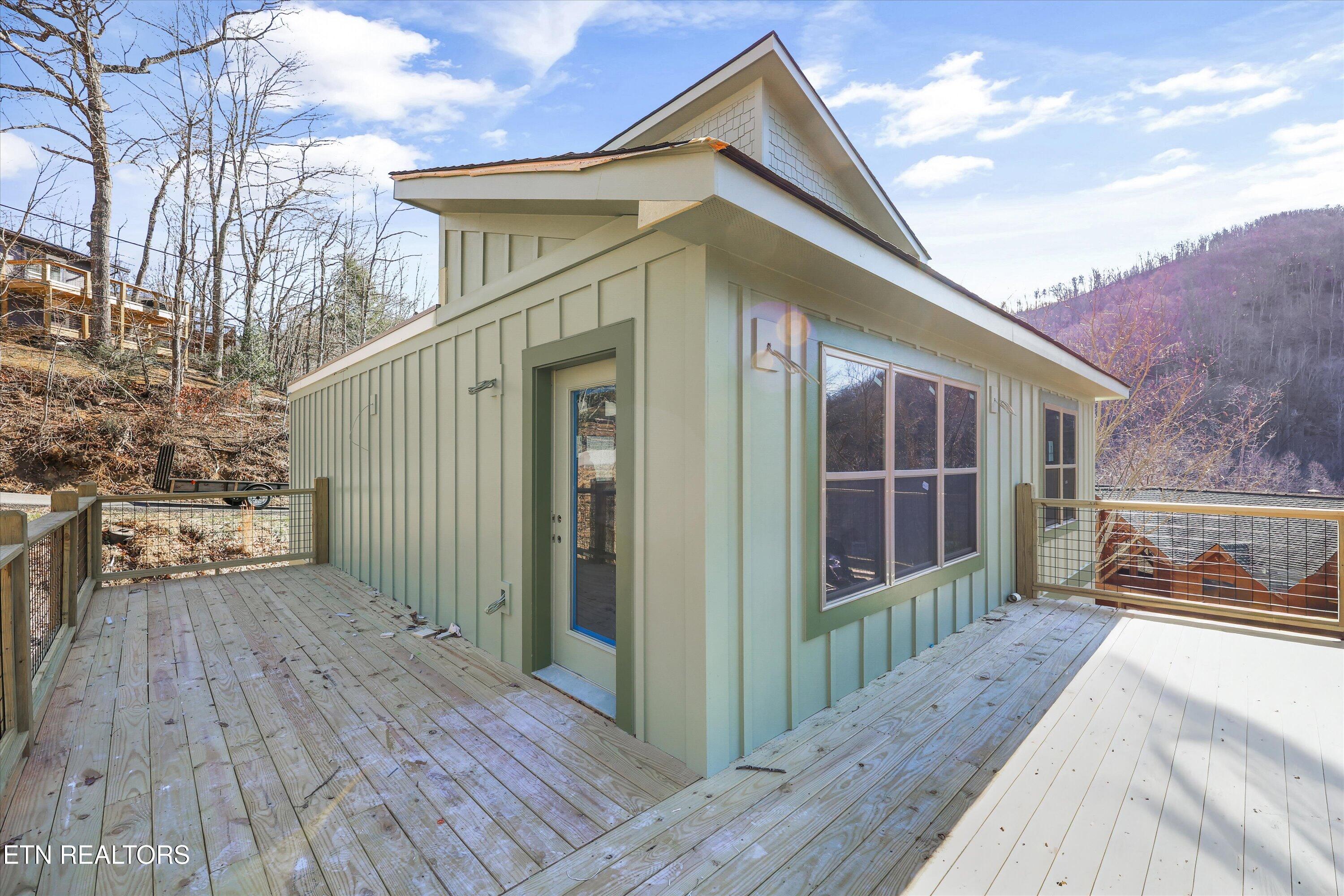 515 Woodland Drive Gatlinburg TN 37738