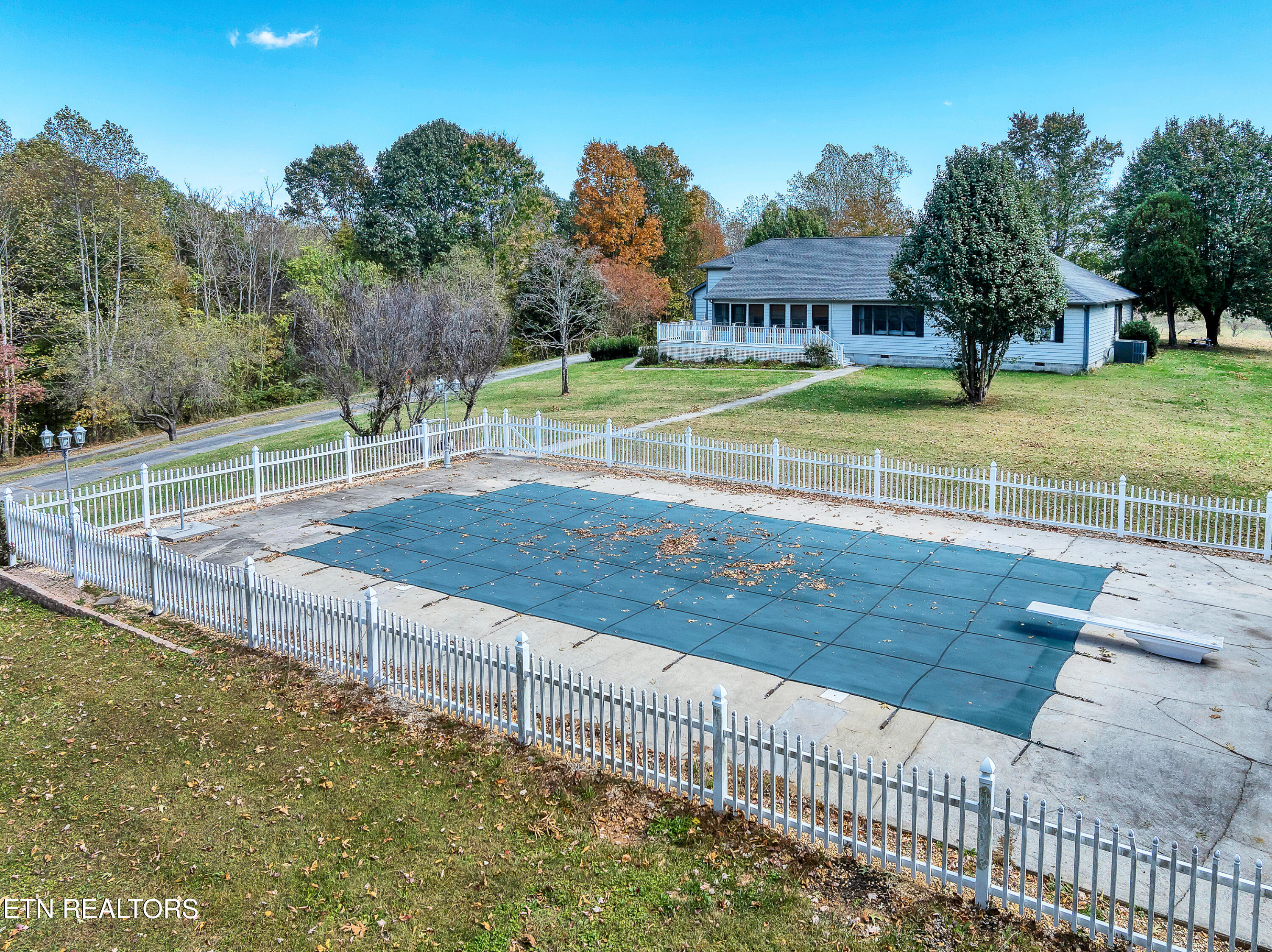 287 Norman Road Jacksboro TN 37757