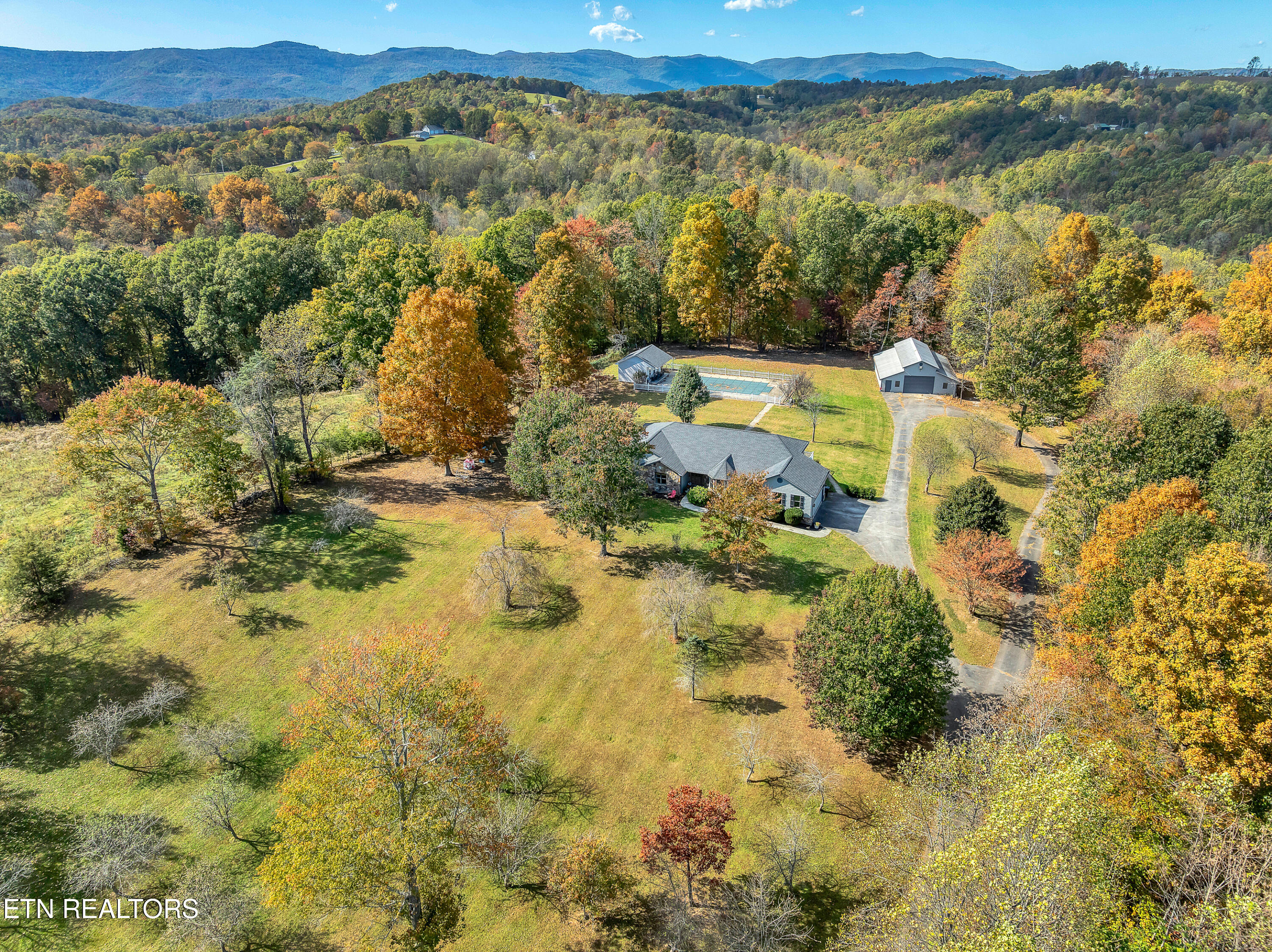 287 Norman Road Jacksboro TN 37757