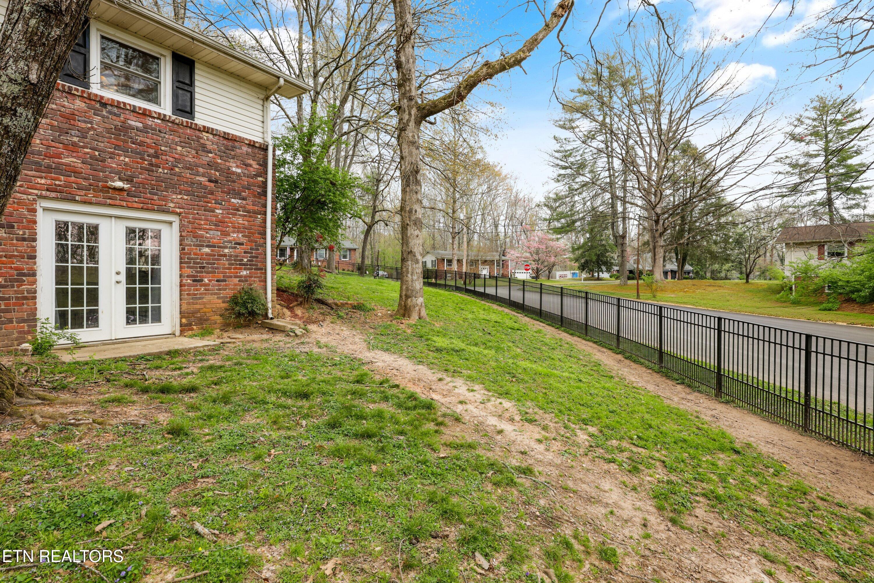 100 Moss Road Oak Ridge TN 37830