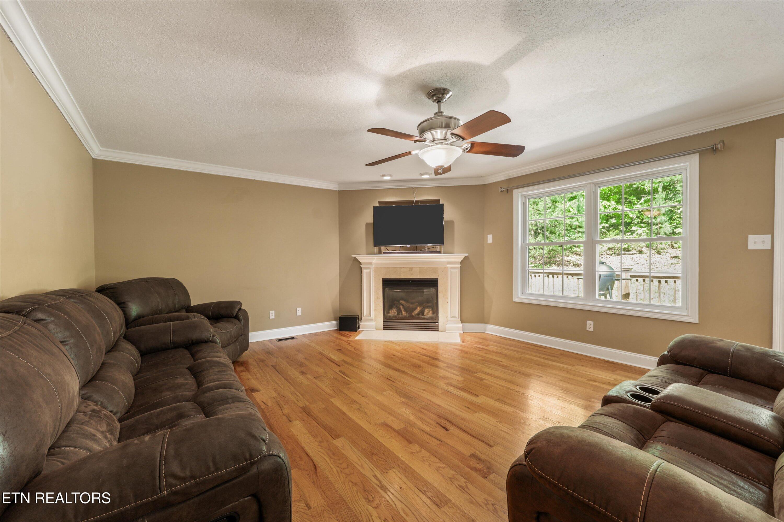 3345 Whispering Oaks Drive Knoxville TN 37938