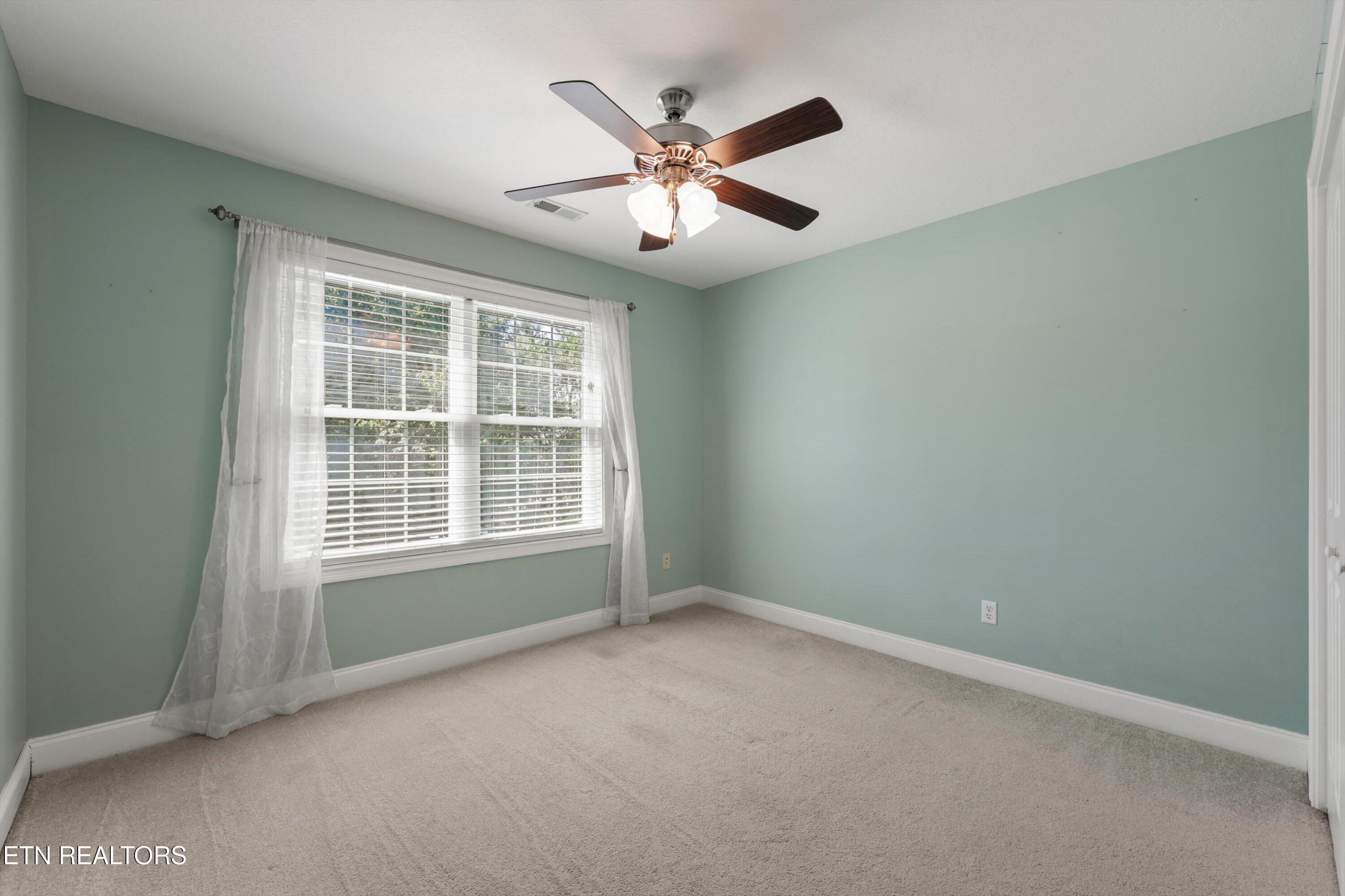 3345 Whispering Oaks Drive Knoxville TN 37938
