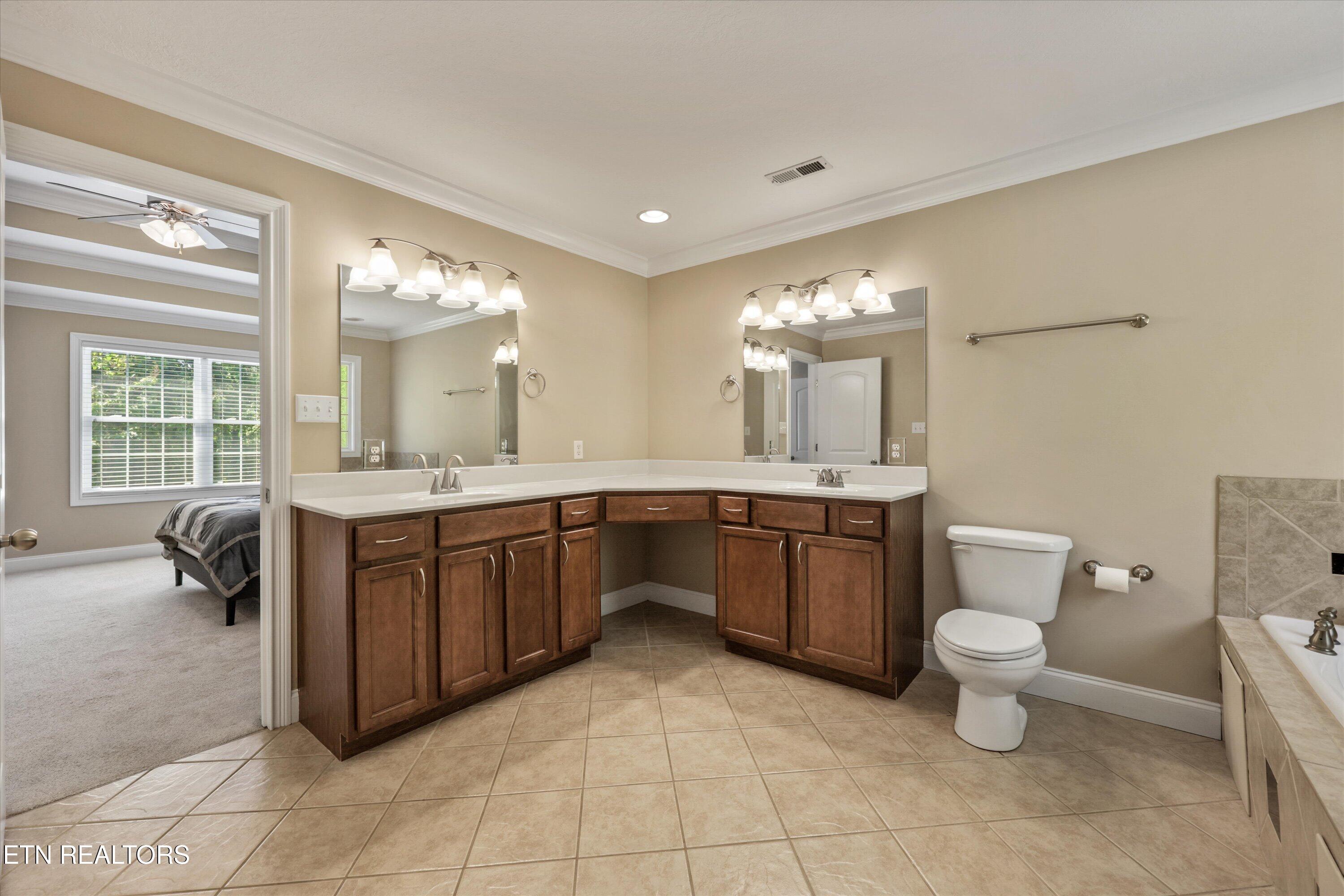 3345 Whispering Oaks Drive Knoxville TN 37938