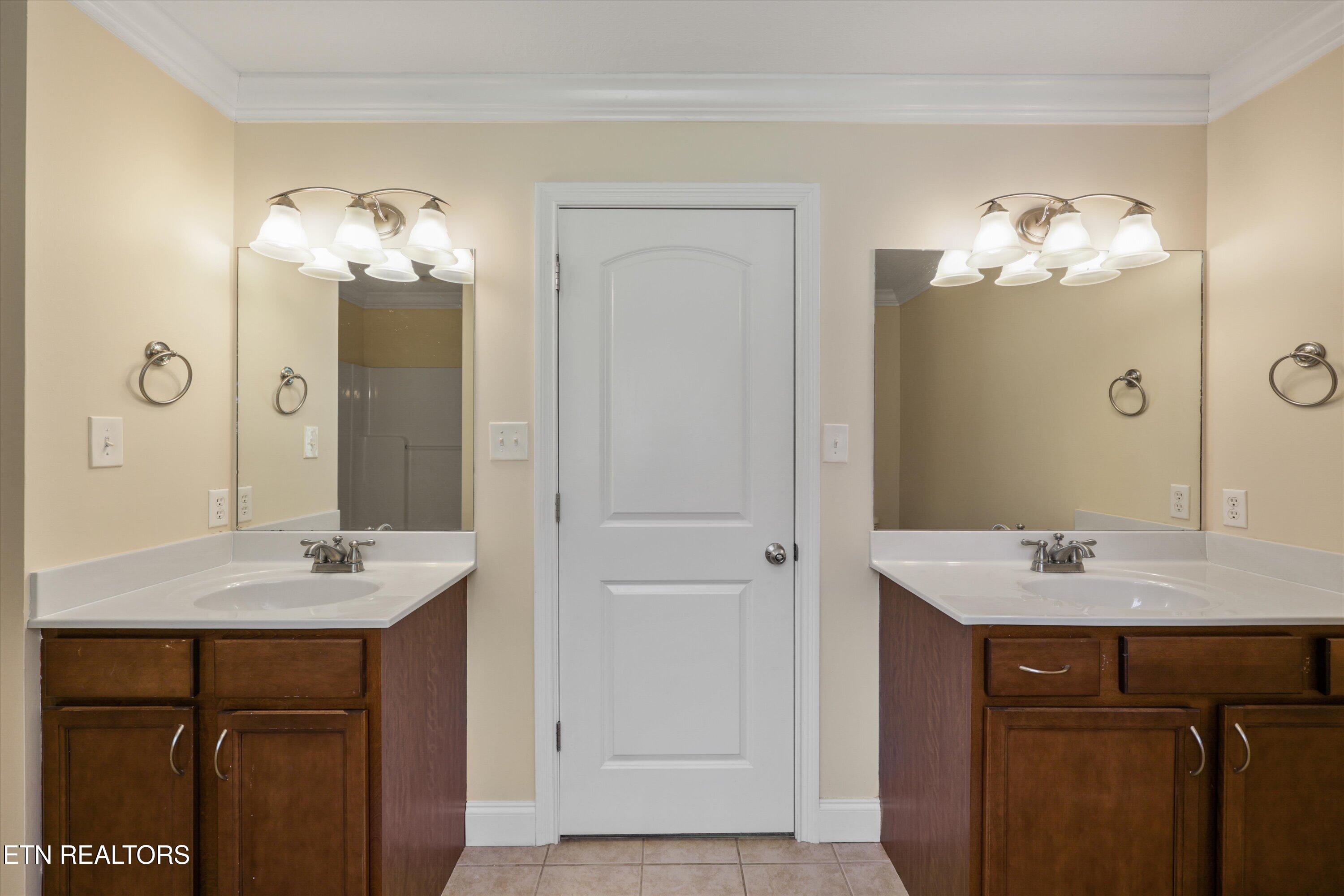 3345 Whispering Oaks Drive Knoxville TN 37938