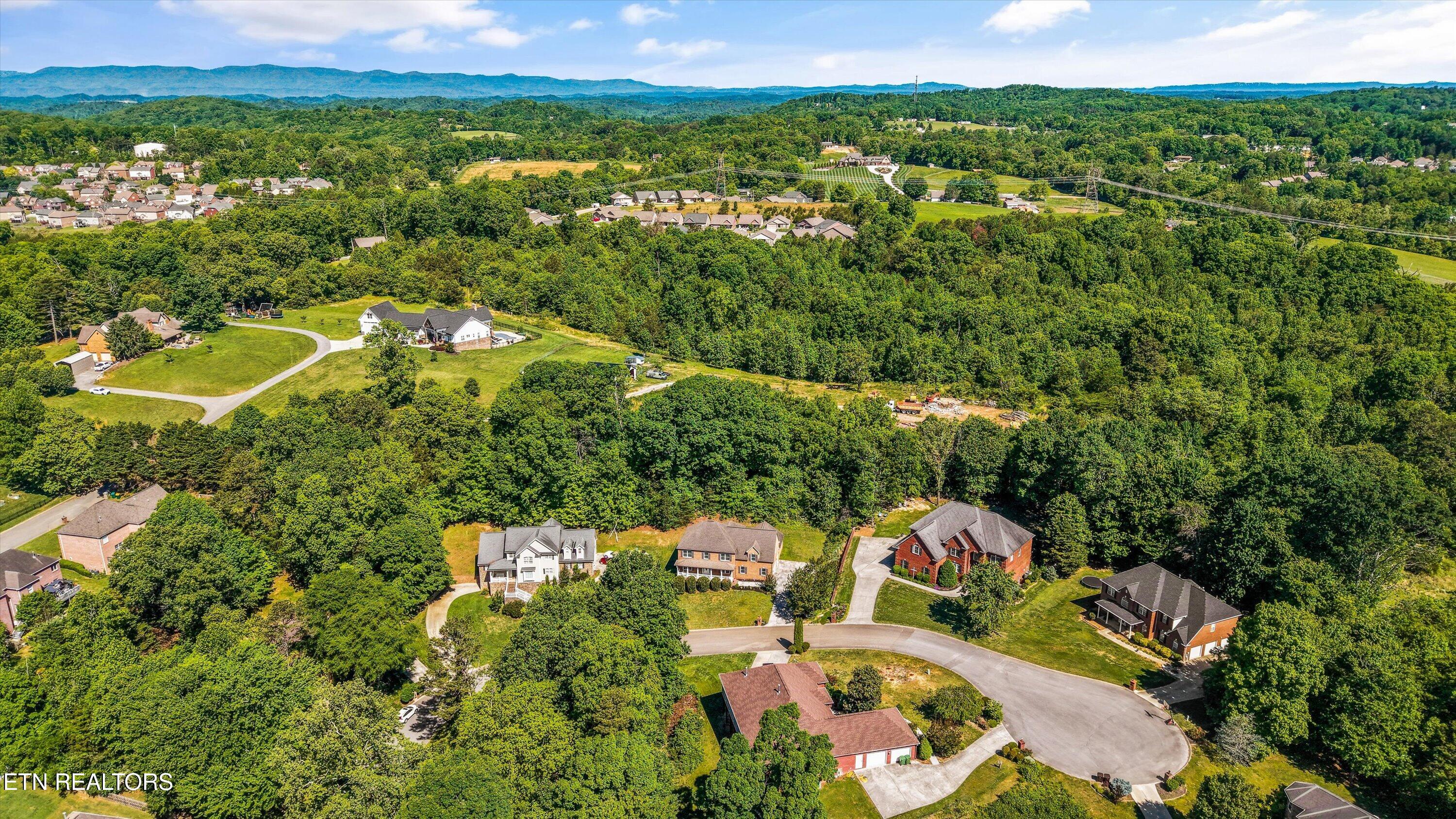 3345 Whispering Oaks Drive Knoxville TN 37938