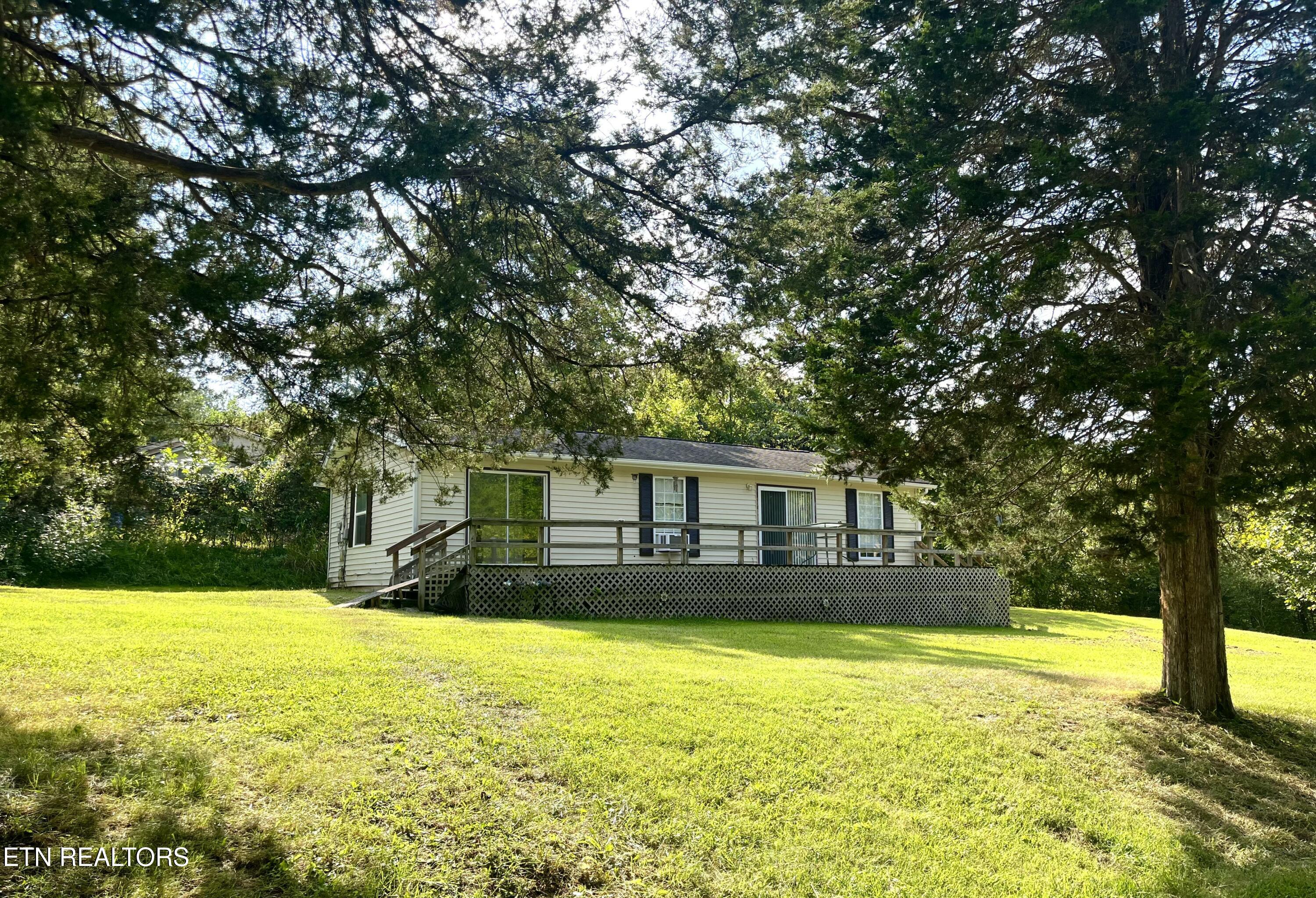 672 Raccoon Valley Road Maynardville TN 37807