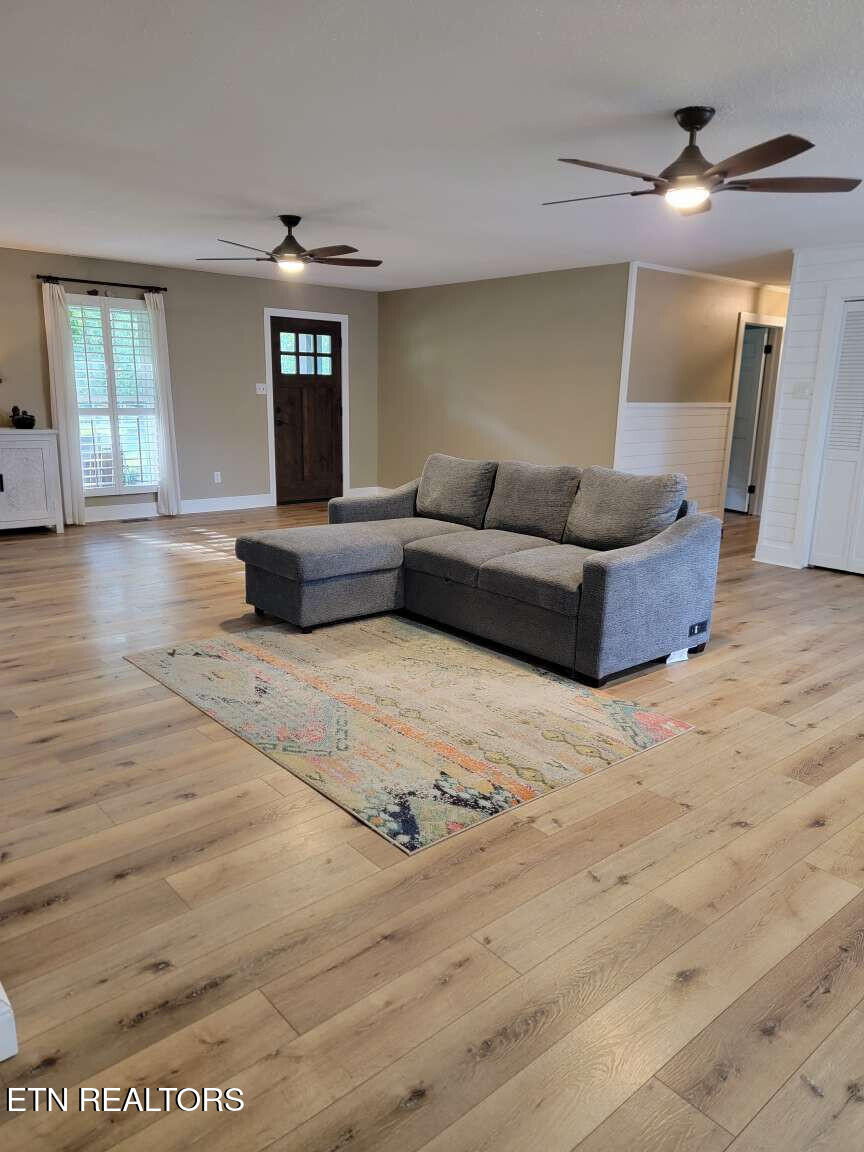 2128 Buckingham Circle Maryville TN 37803
