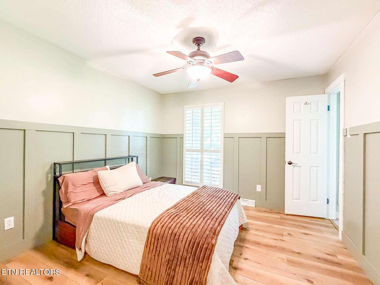 2128 Buckingham Circle Maryville TN 37803