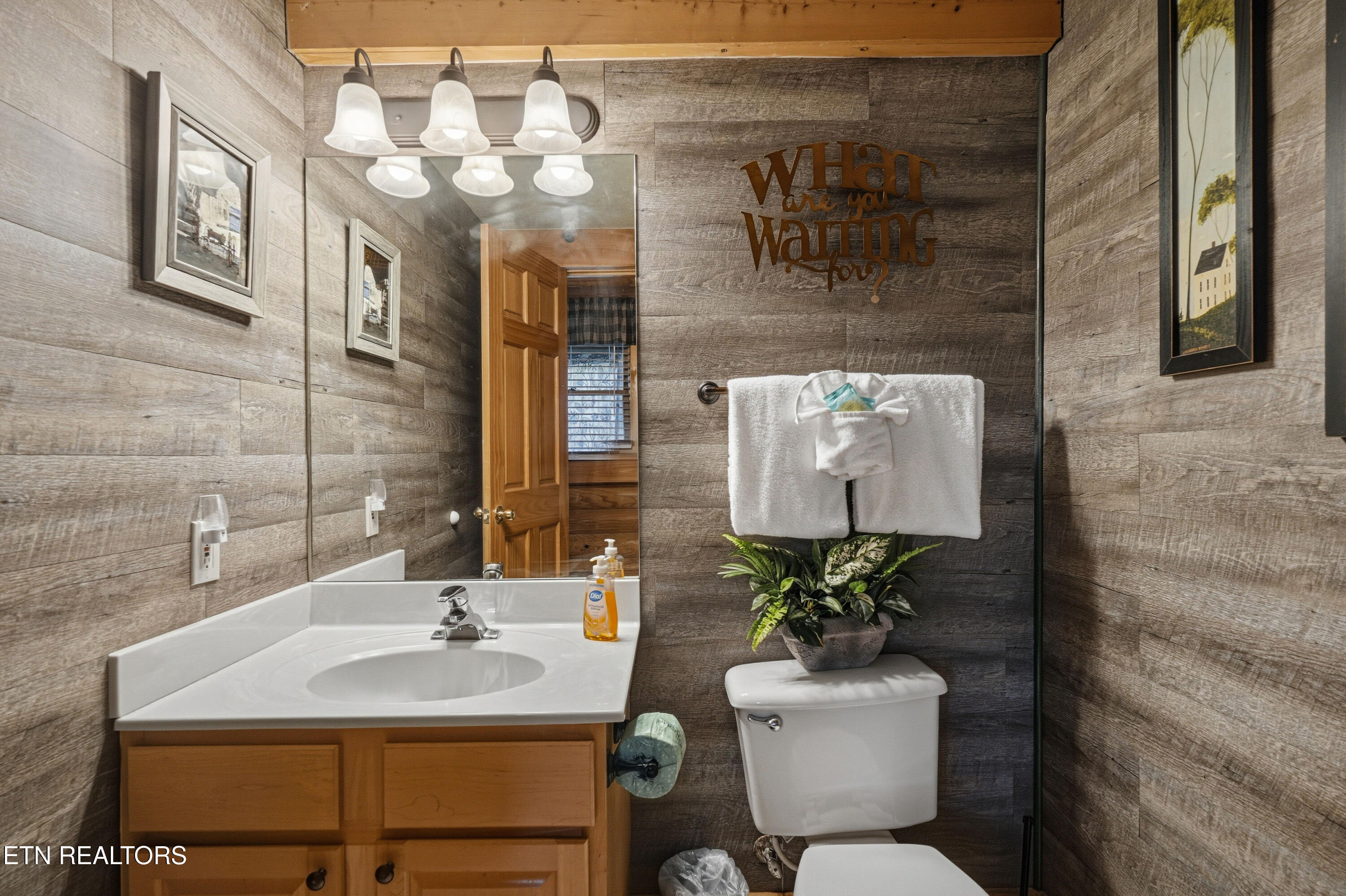 757 Golf View Boulevard Pigeon Forge TN 37863