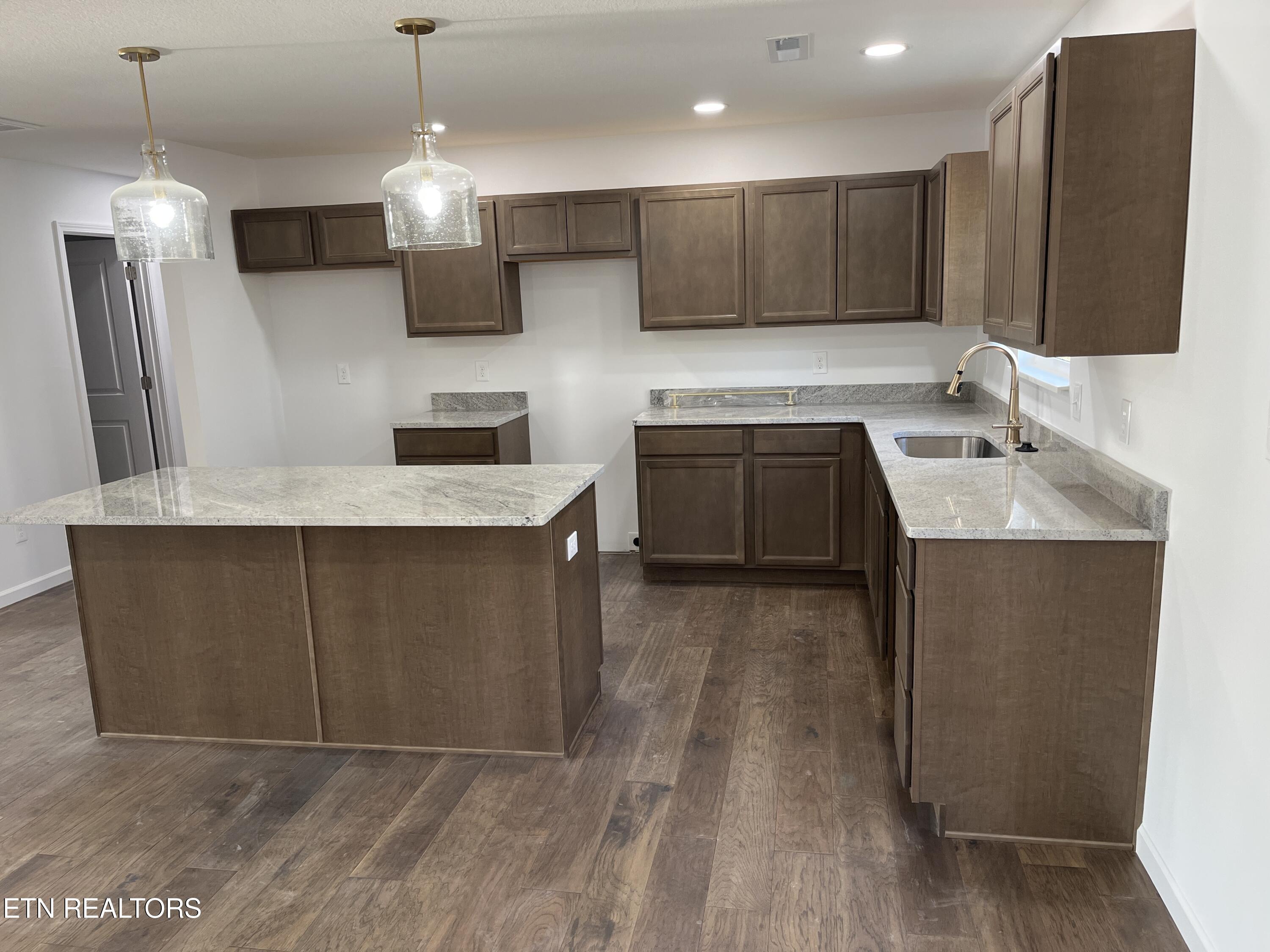 3450 Sparks Scenic Way Knoxville TN 37931