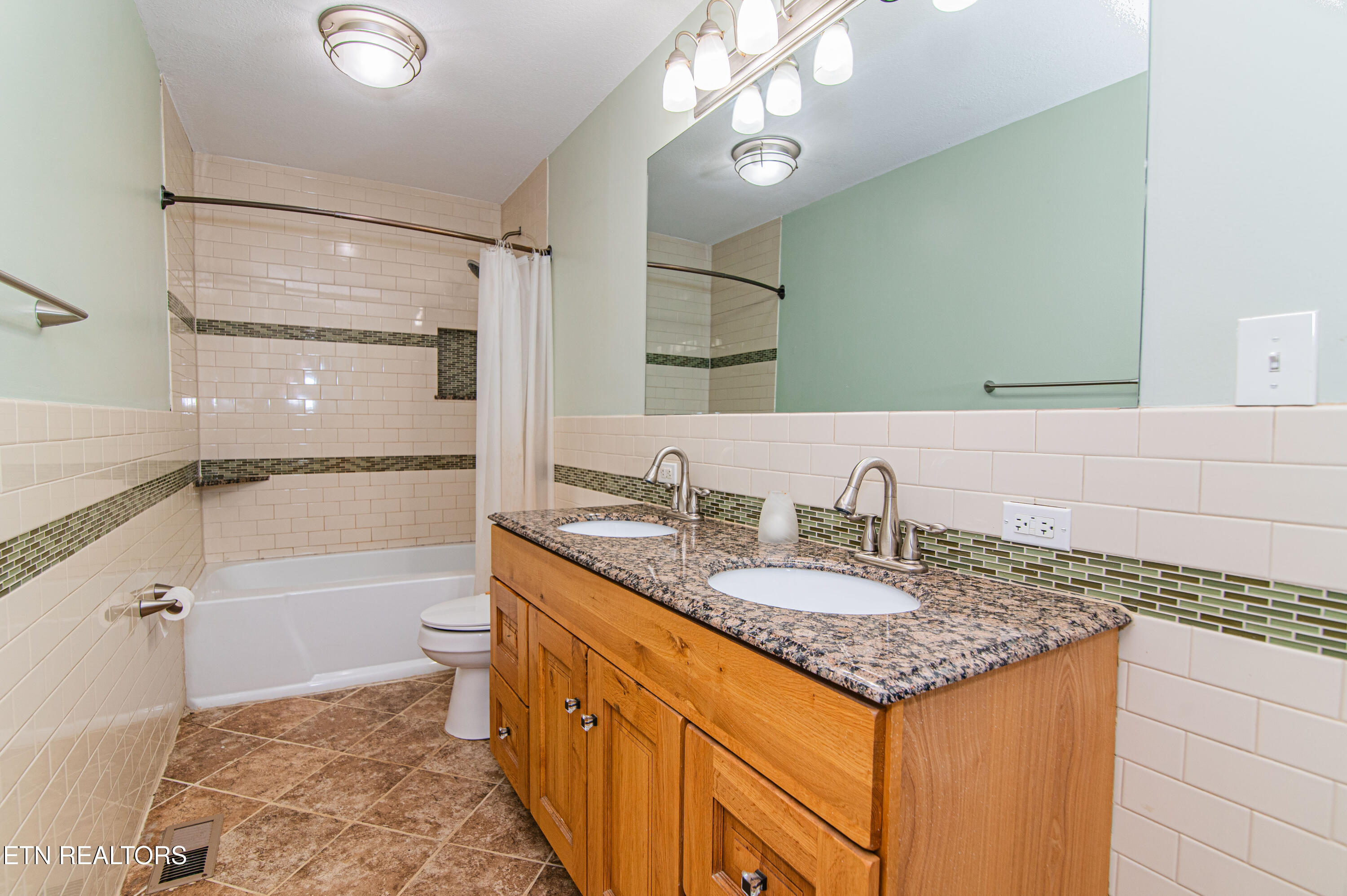 1914 Brown Avenue Knoxville TN 37917