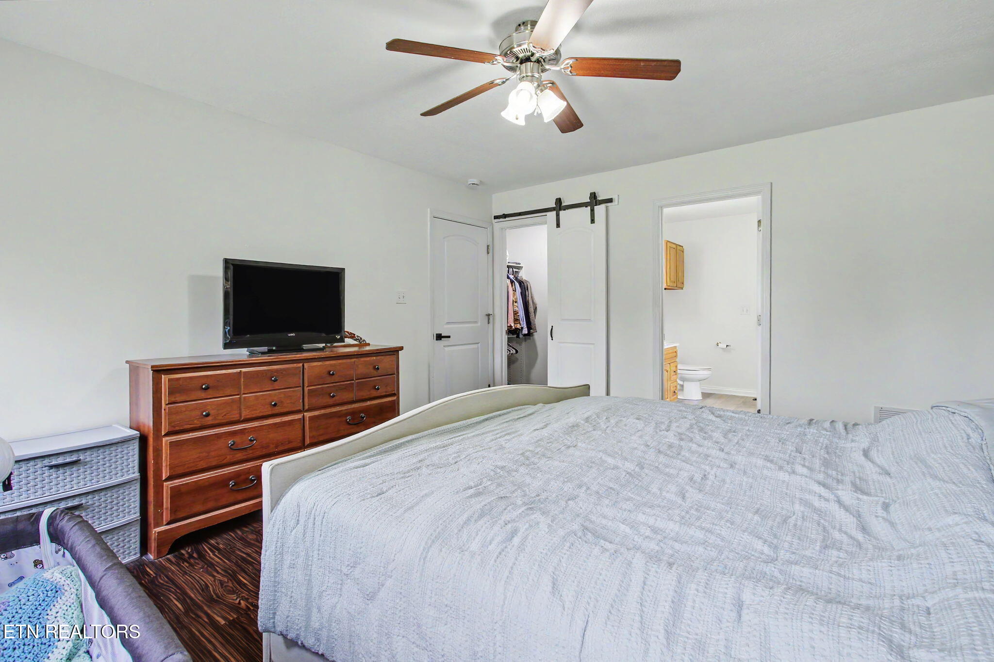 6115 Old Niles Ferry Pike Greenback TN 37742
