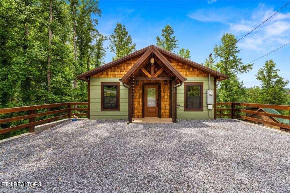 344 Silverbell Hgts Lane Gatlinburg TN 37738