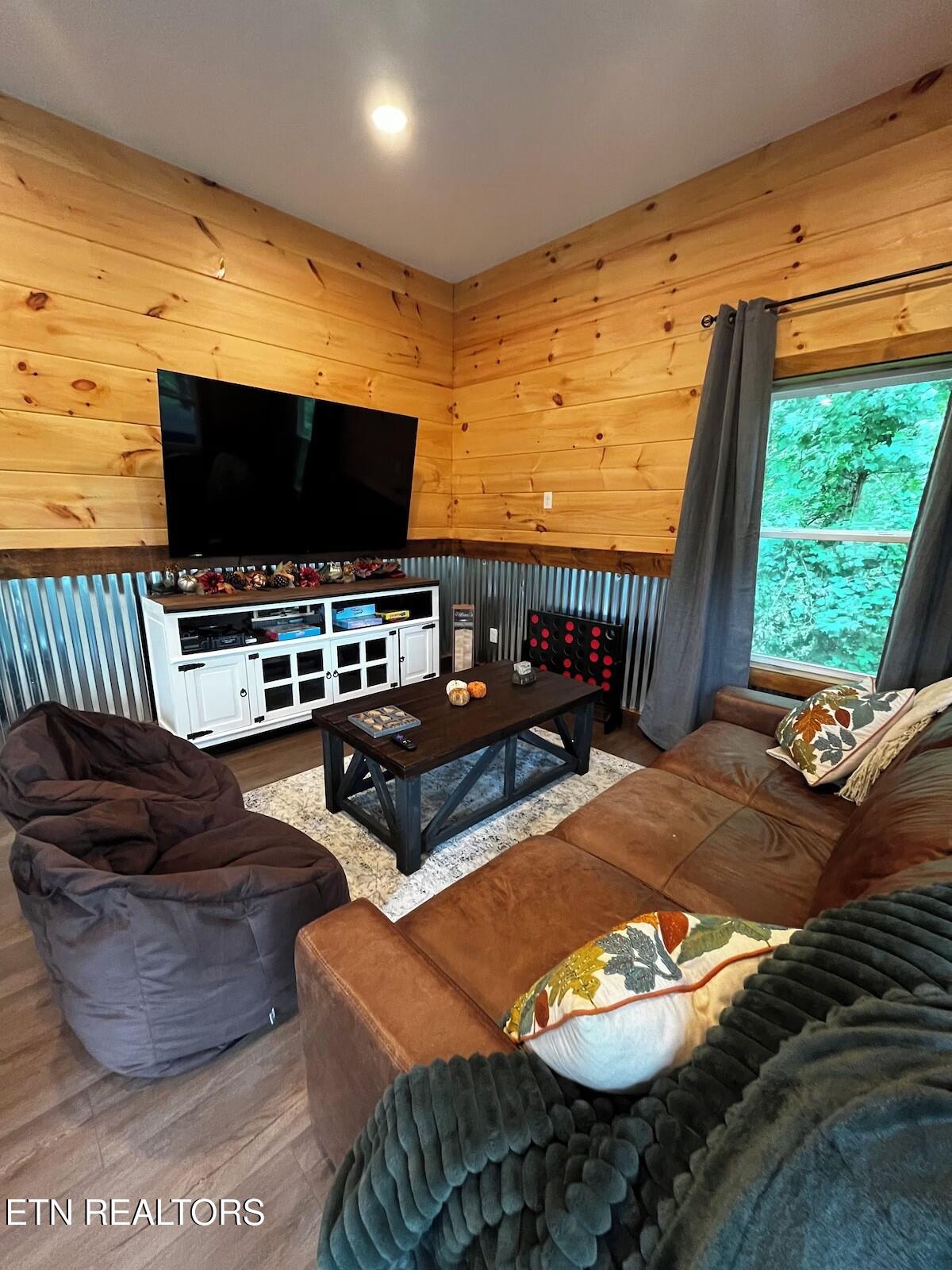 344 Silverbell Hgts Lane Gatlinburg TN 37738