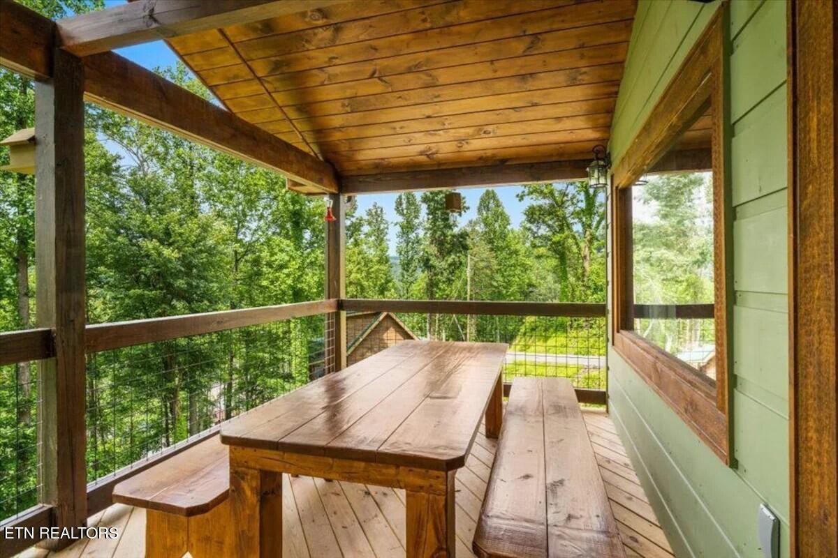 344 Silverbell Hgts Lane Gatlinburg TN 37738