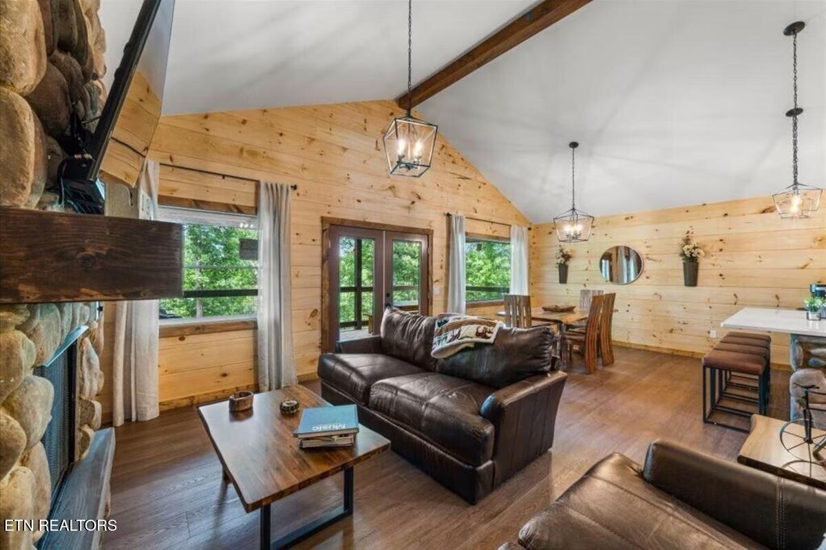 344 Silverbell Hgts Lane Gatlinburg TN 37738
