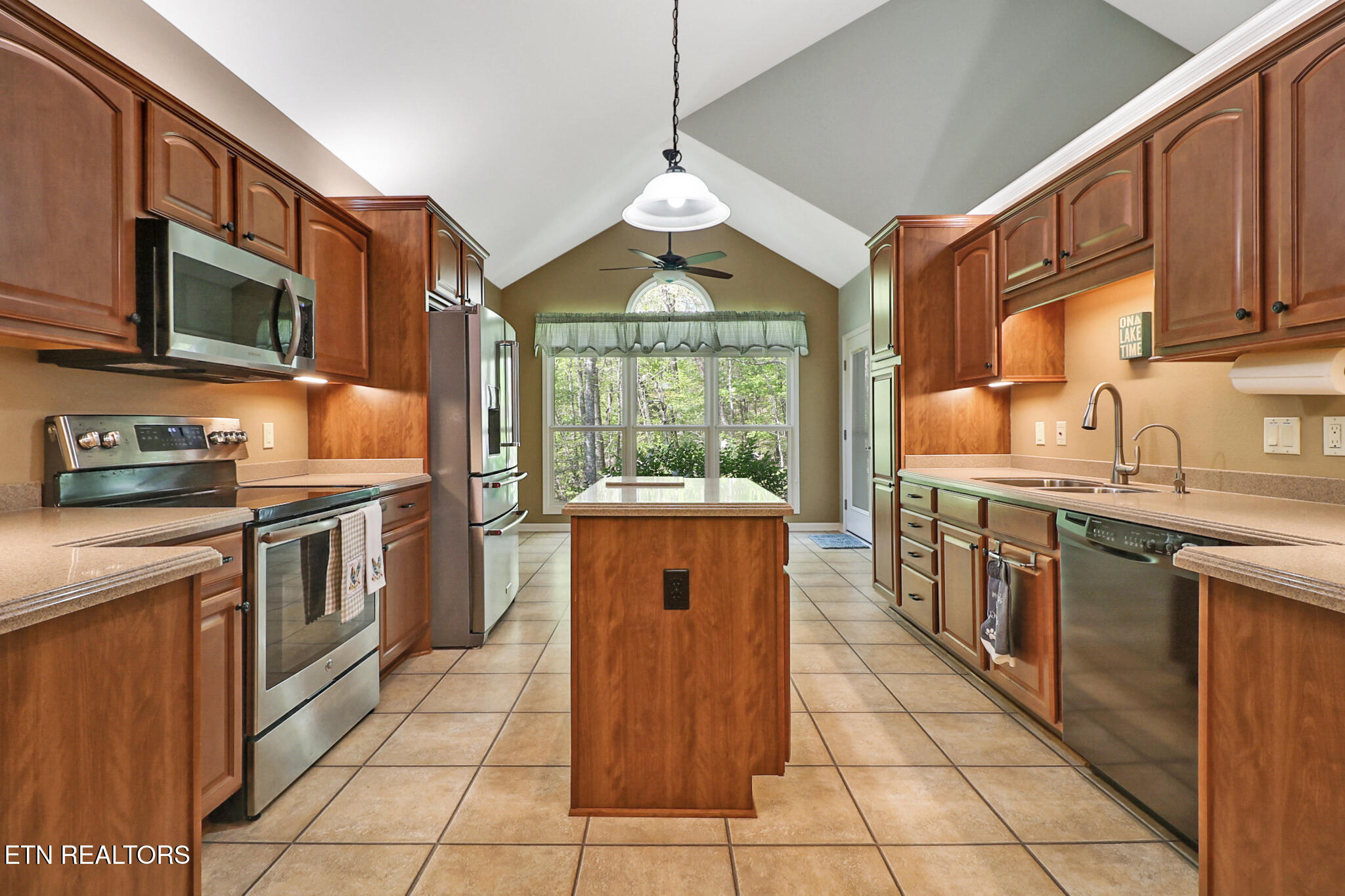 150 Lafayette Terrace Crossville TN 38558