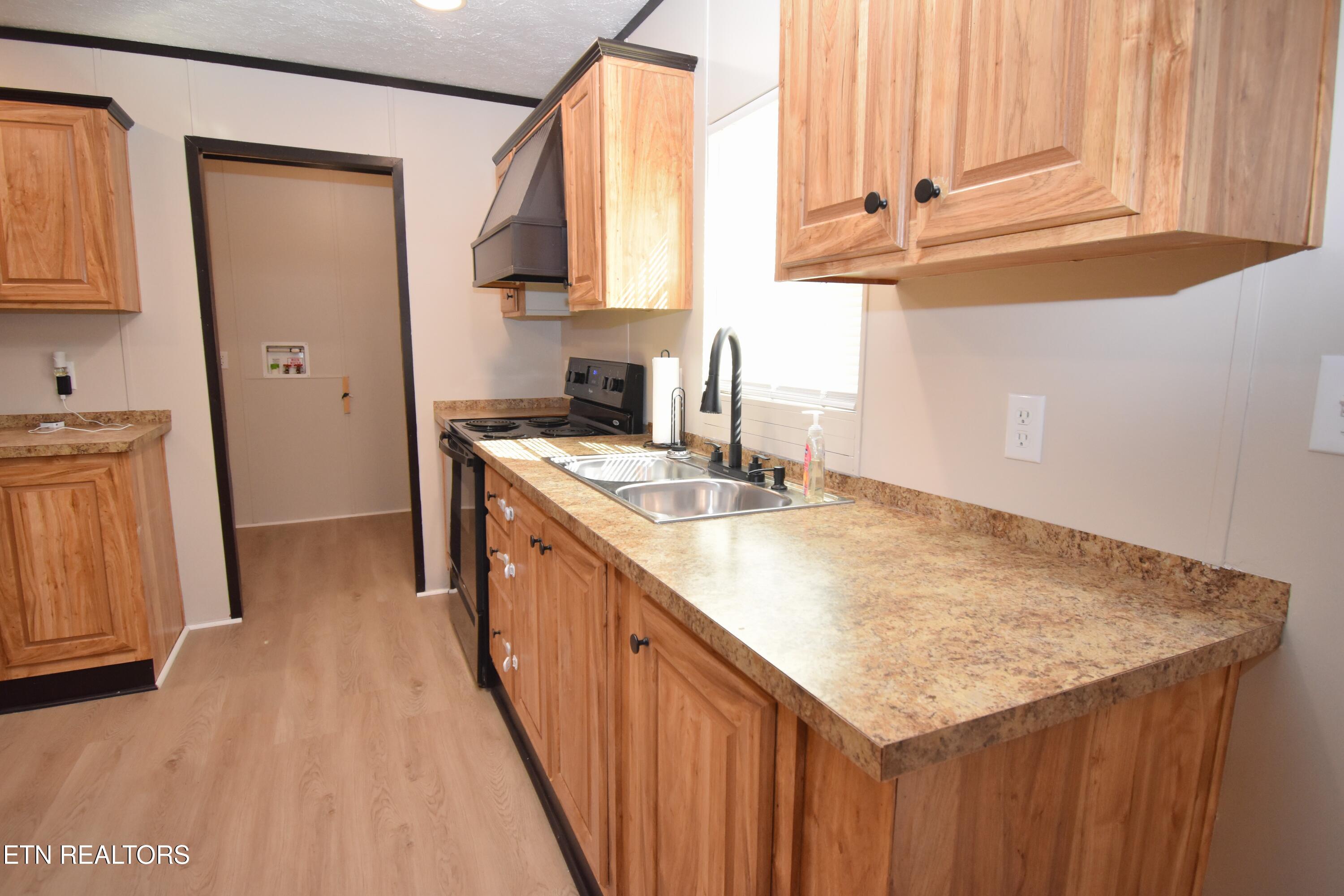 2016 Neubert Road Knoxville TN 37914