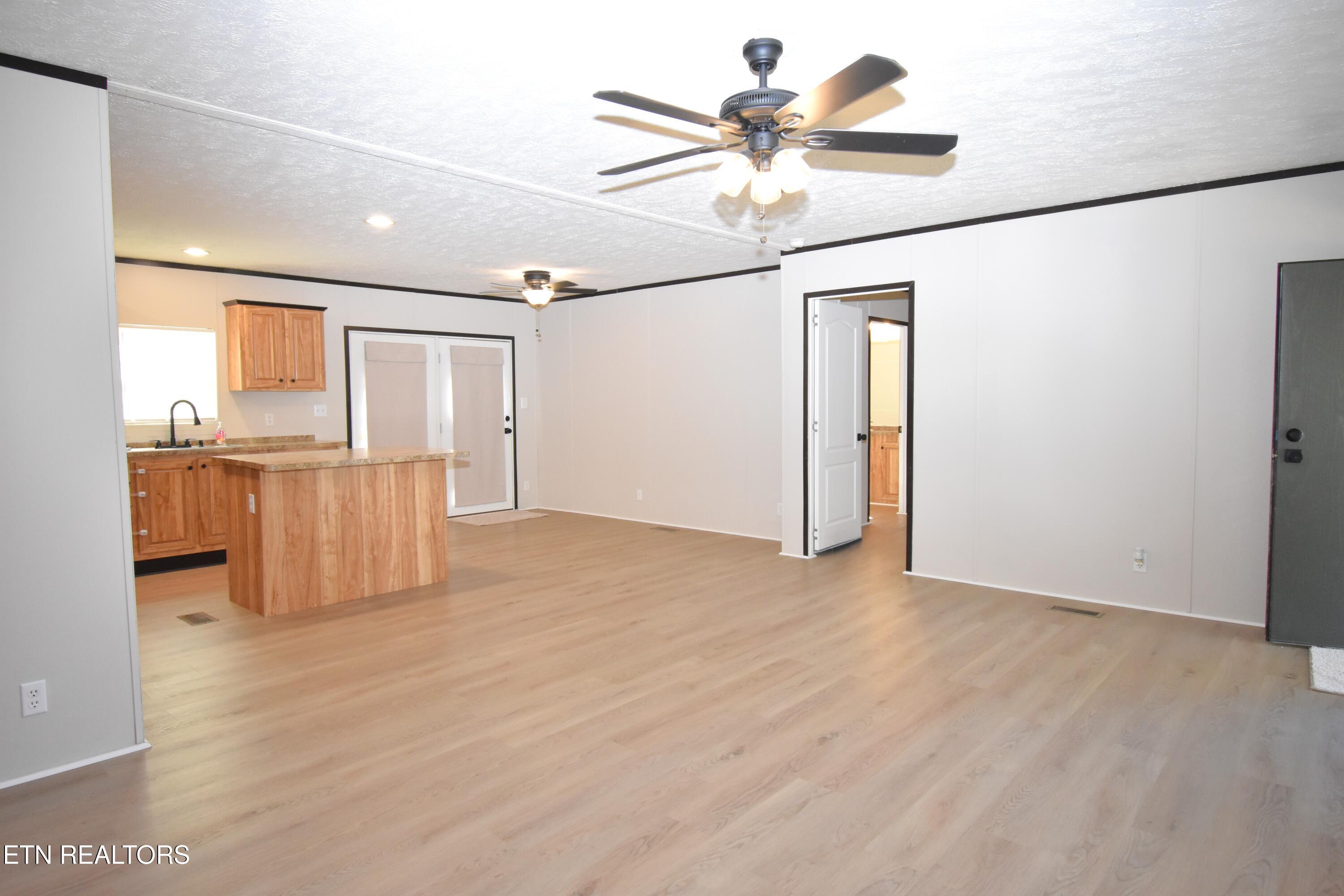 2016 Neubert Road Knoxville TN 37914